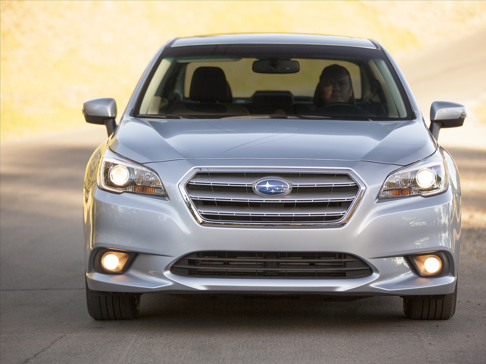 Subaru Legacy 2015