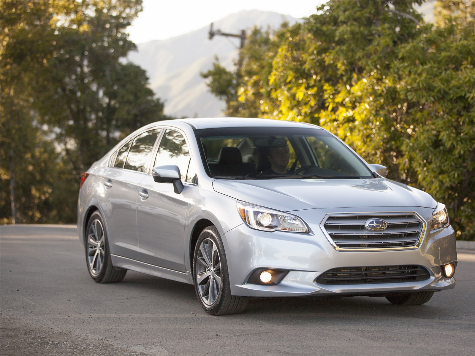 Subaru Legacy 2015