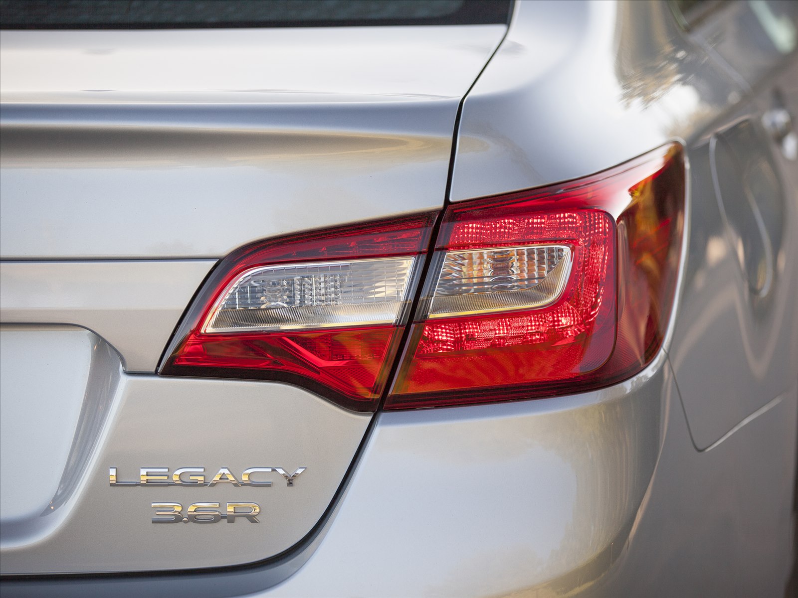 Subaru Legacy 2015