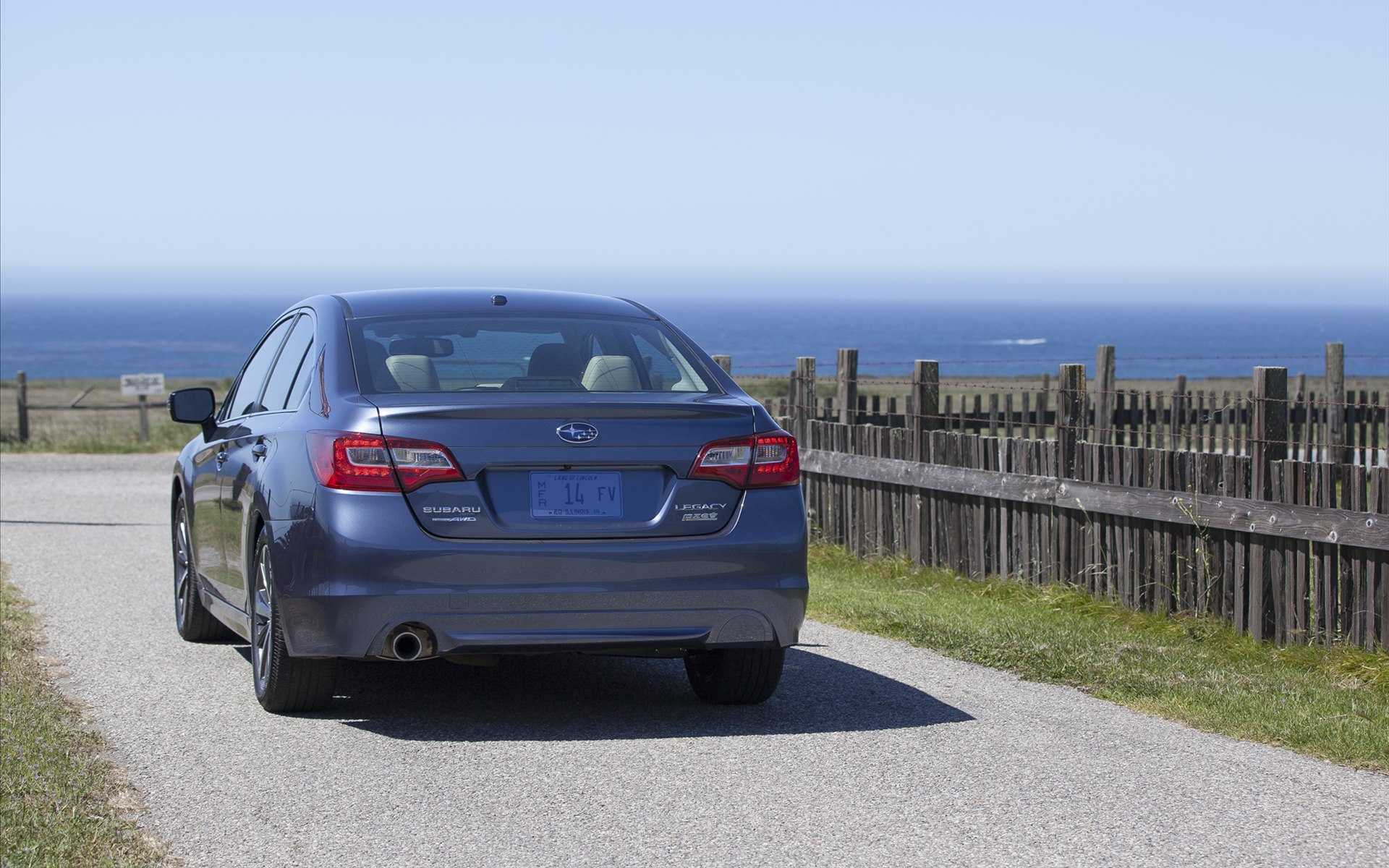 Subaru Legacy 2015