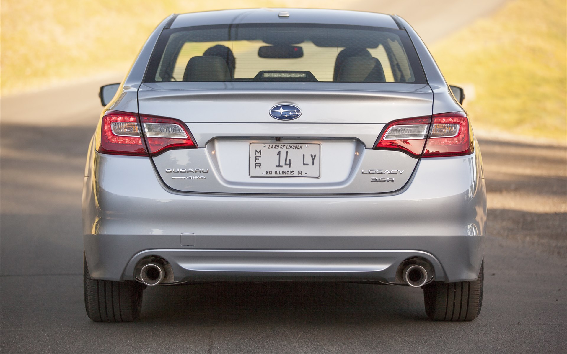 Subaru Legacy 2015