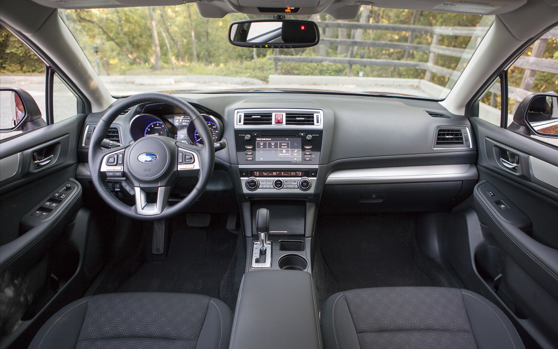 Subaru Legacy 2015