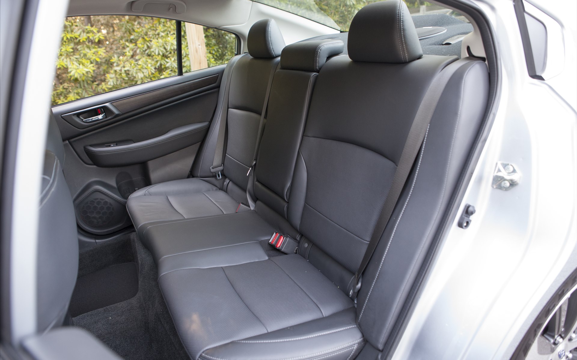 Subaru Legacy 2015