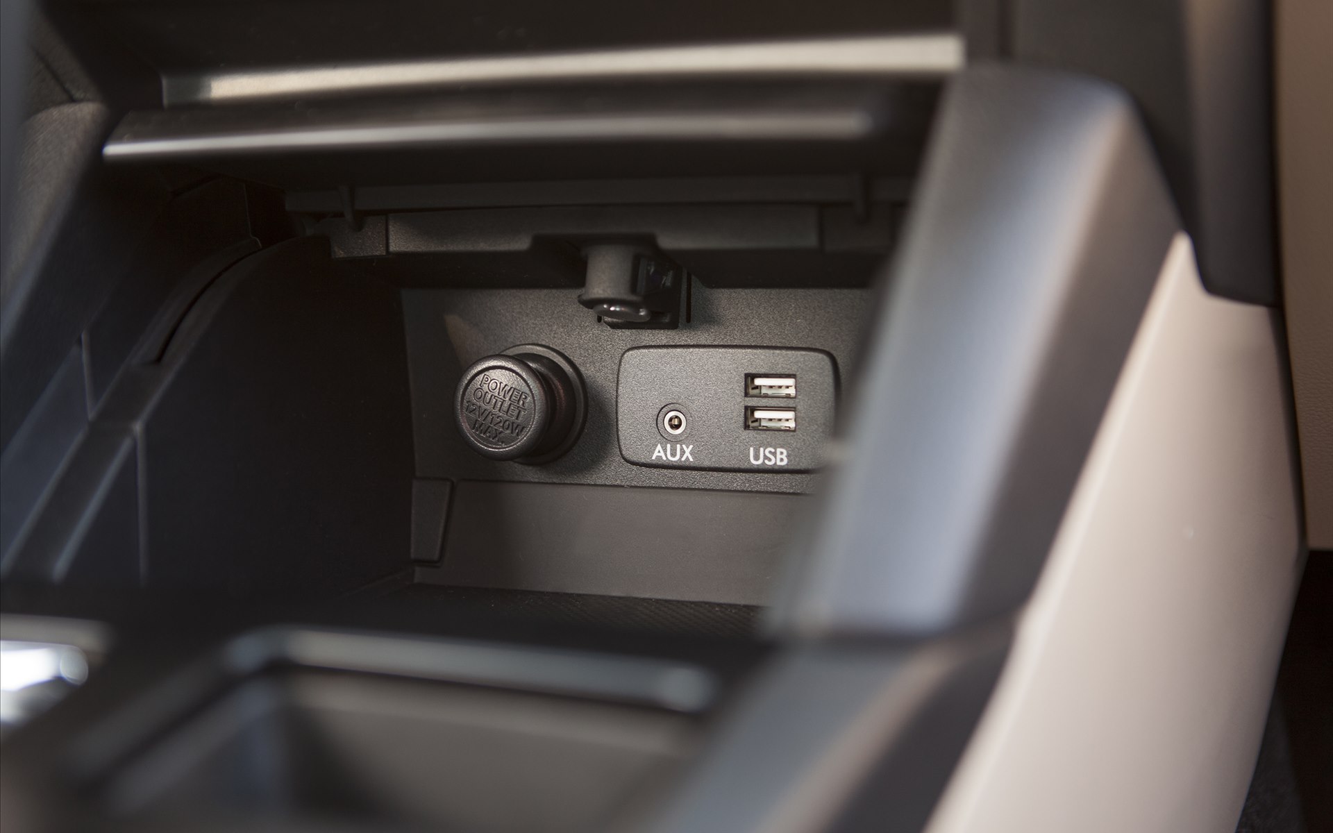 Subaru Legacy 2015