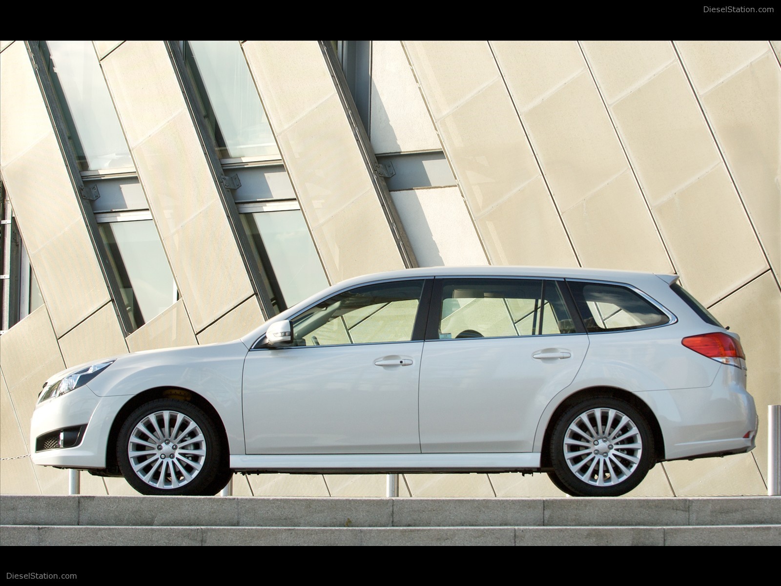 2010 Subaru Legacy Tourer