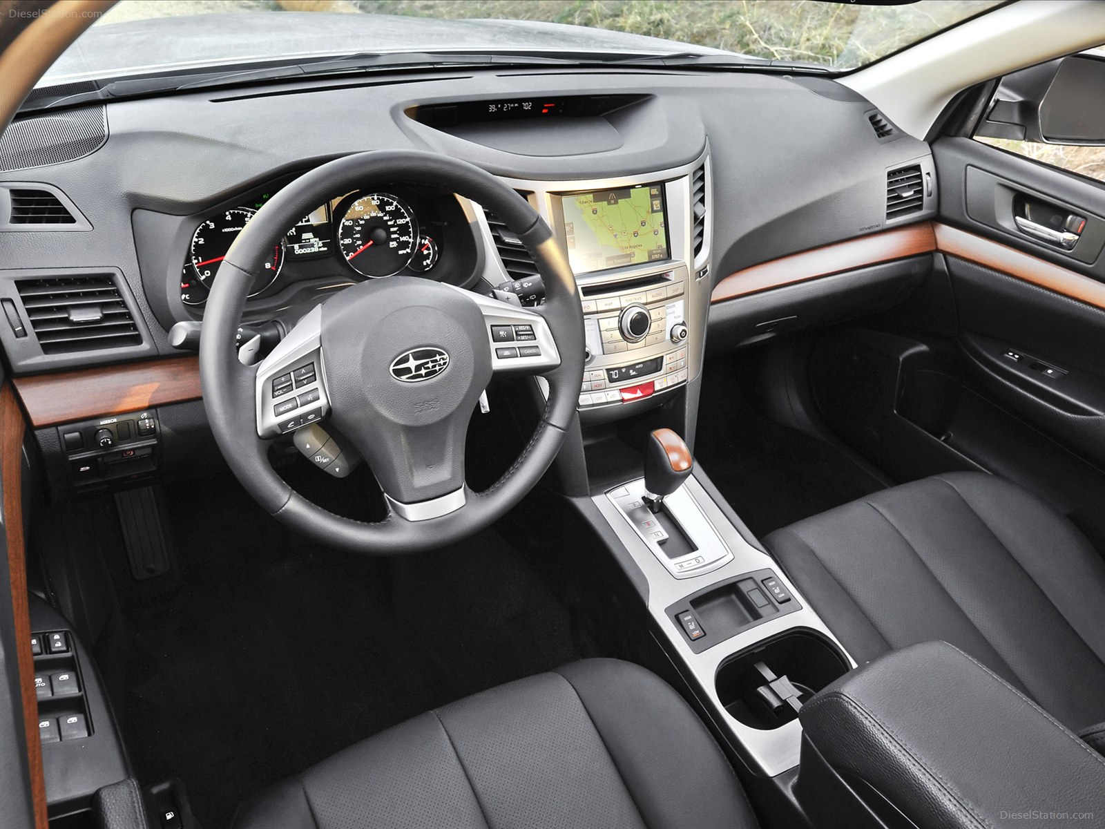 Subaru Outback 2013