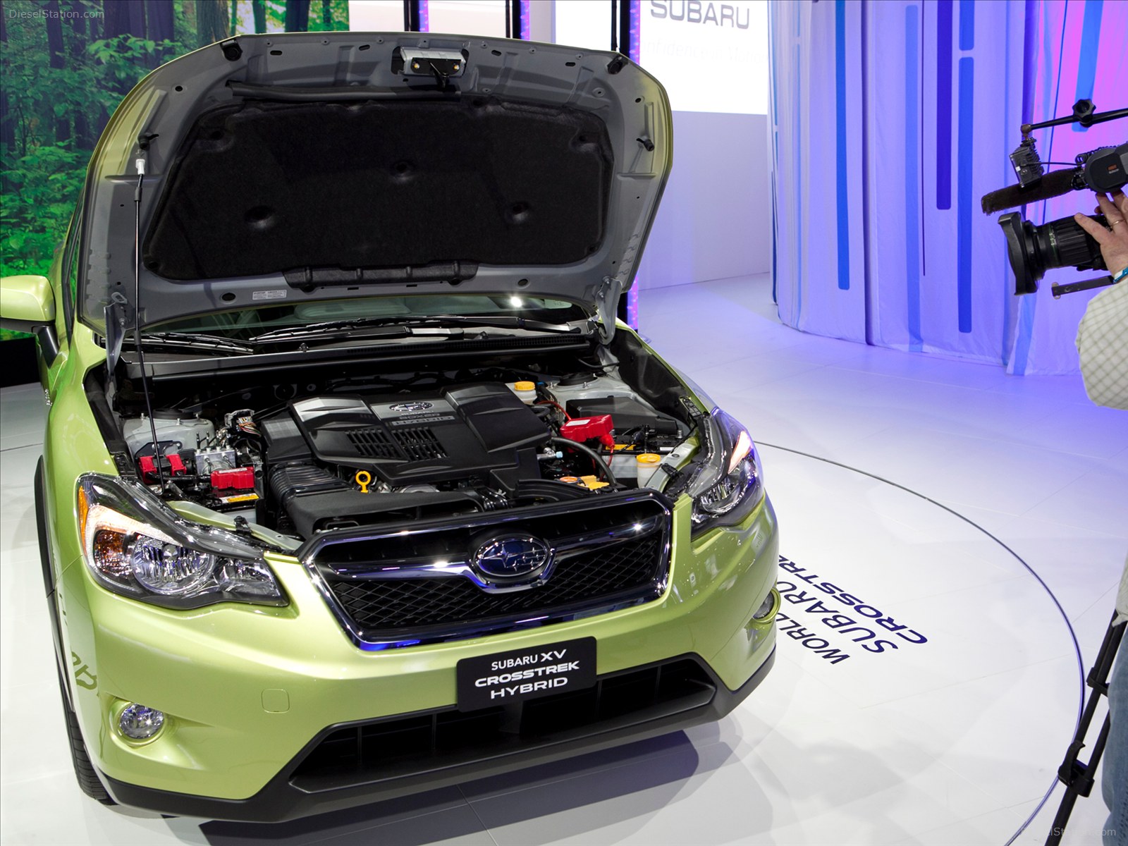 Subaru XV Crosstrek Hybrid 2014