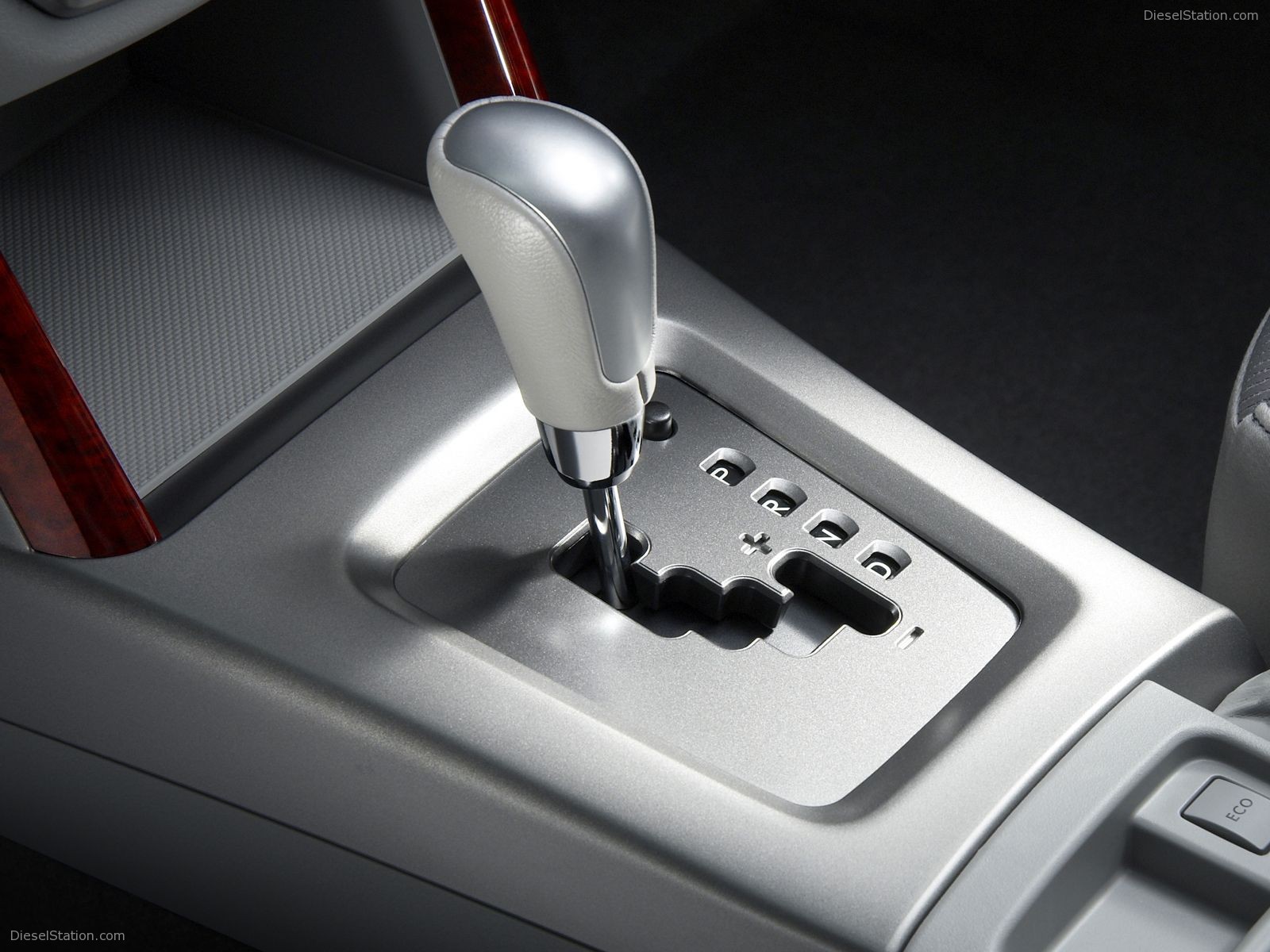 Subaru Forester 2009 Wallpapers