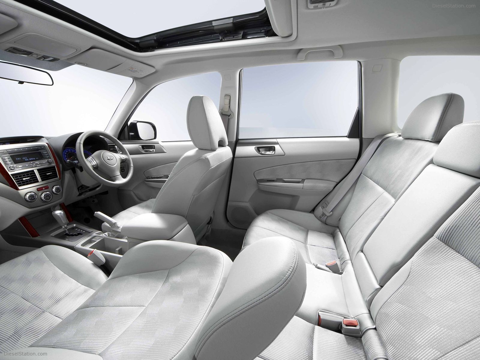 Subaru Forester 2009 Wallpapers