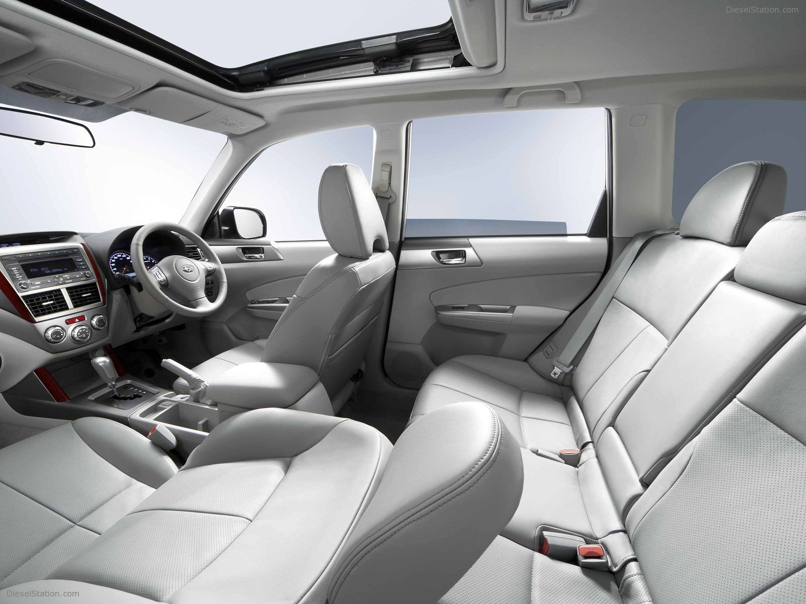 Subaru Forester 2009 Wallpapers