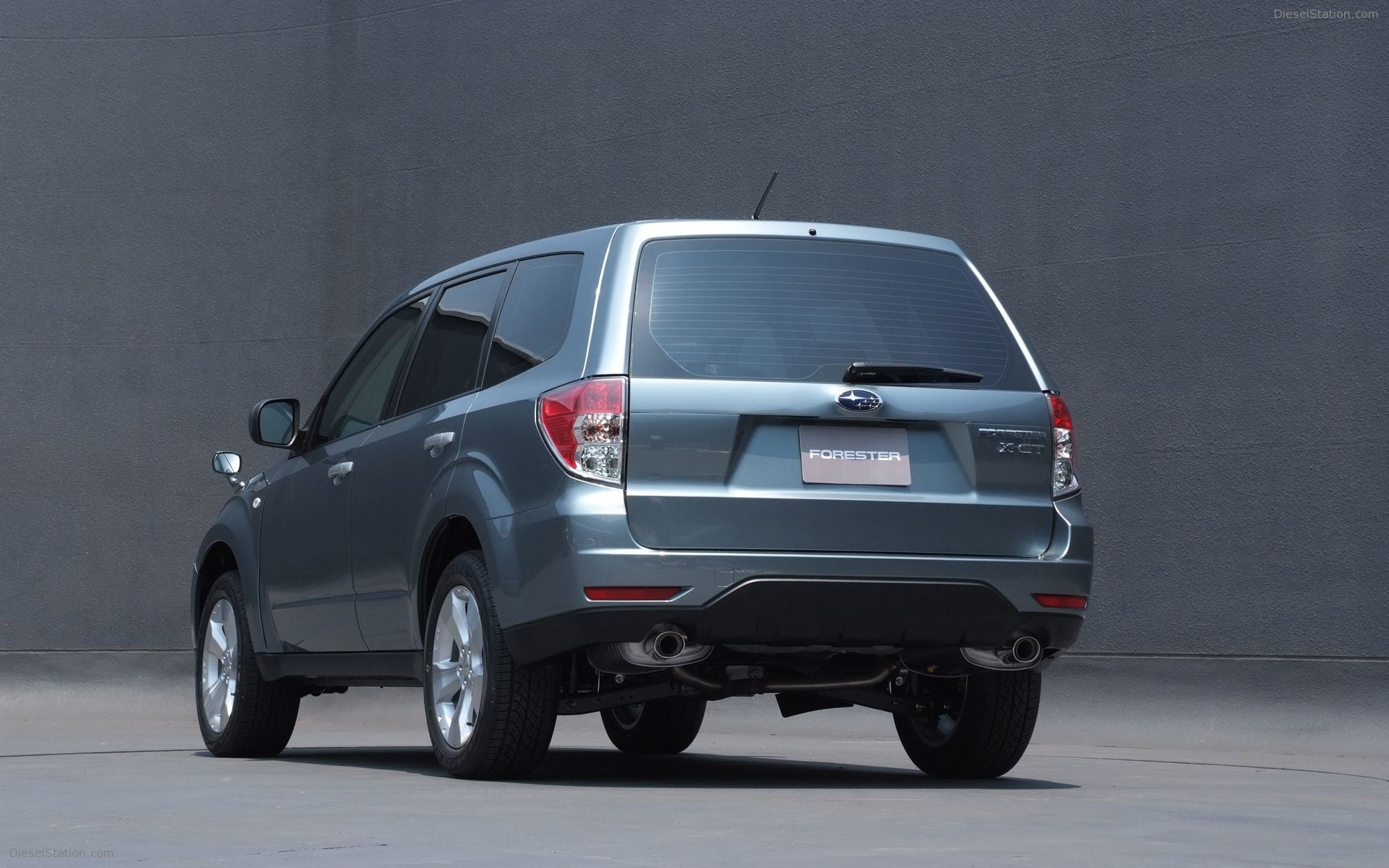 Subaru Forester 2009 Wallpapers