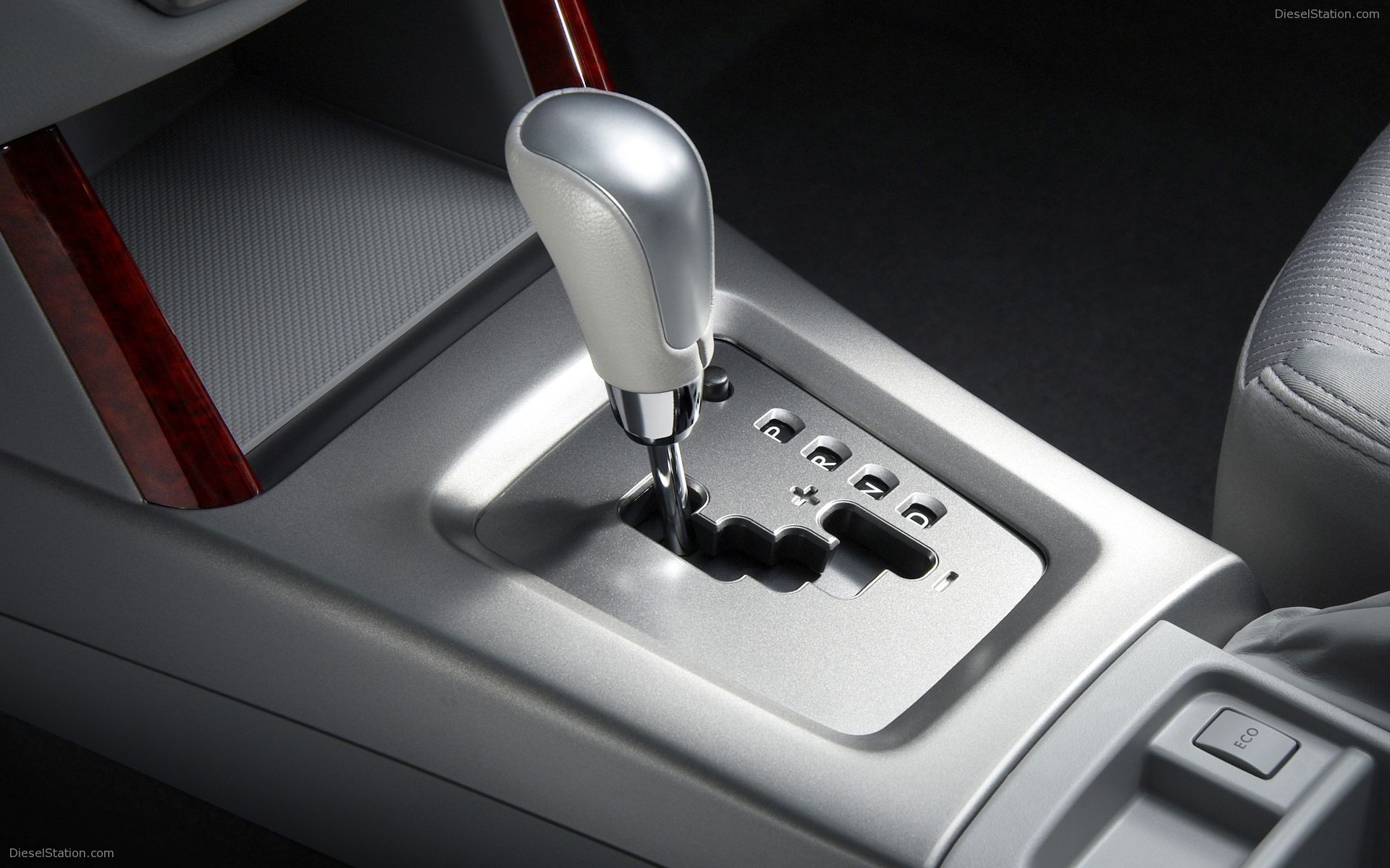 Subaru Forester 2009 Wallpapers