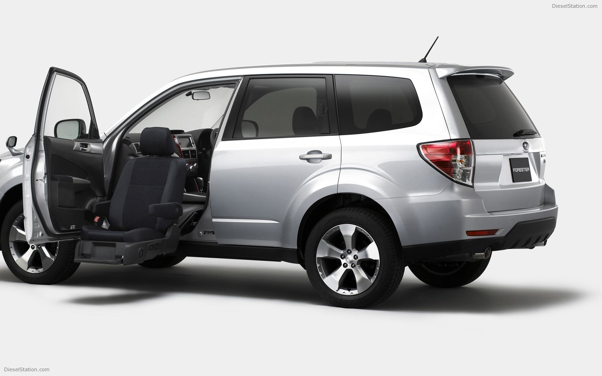 Subaru Forester 2009 Wallpapers