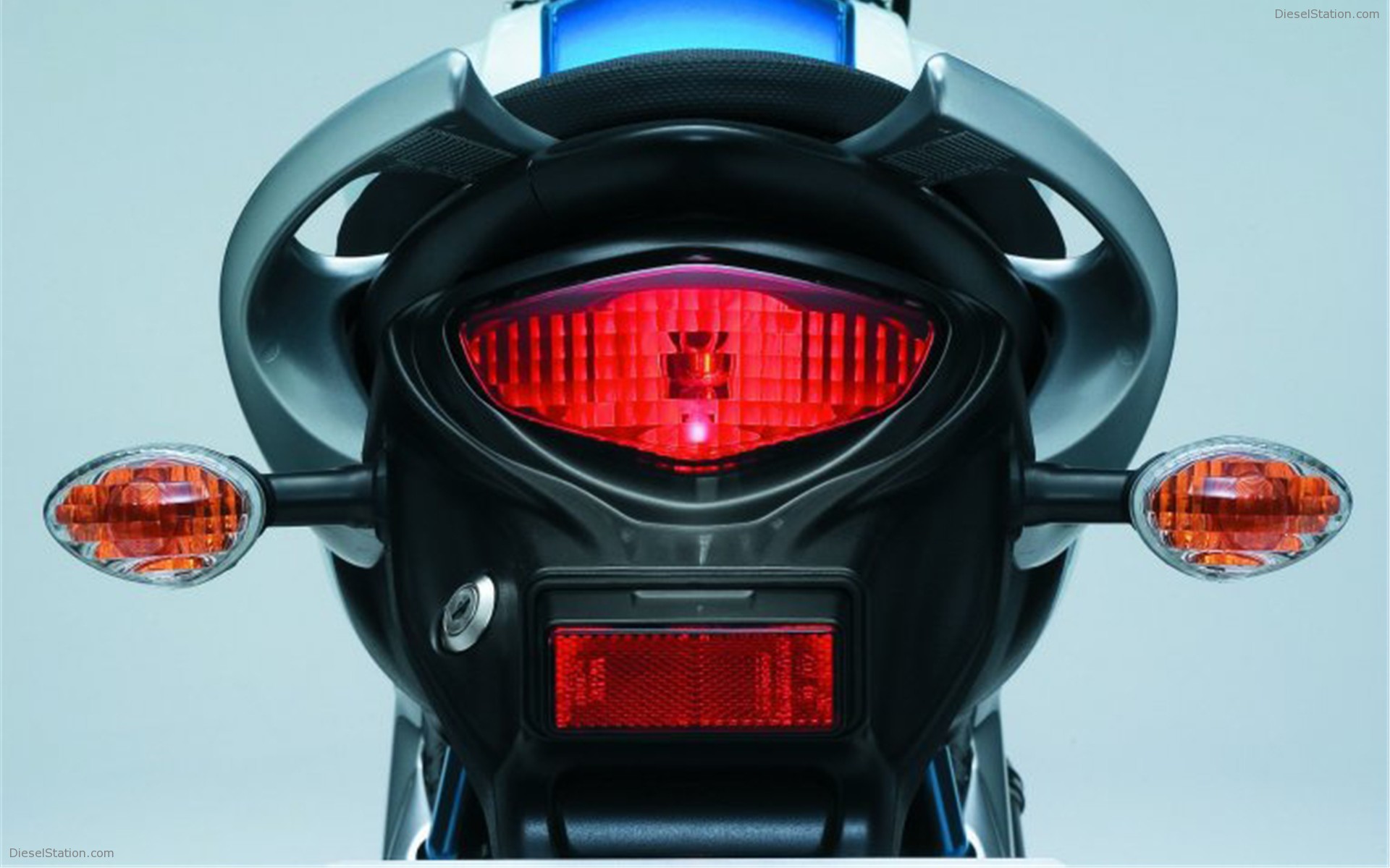 2009 Suzuki Gladius