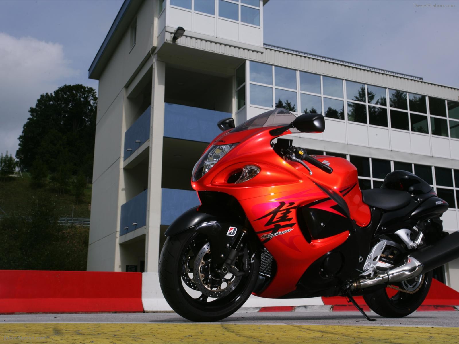 Suzuki GSX 1300R K9 Hayab USA