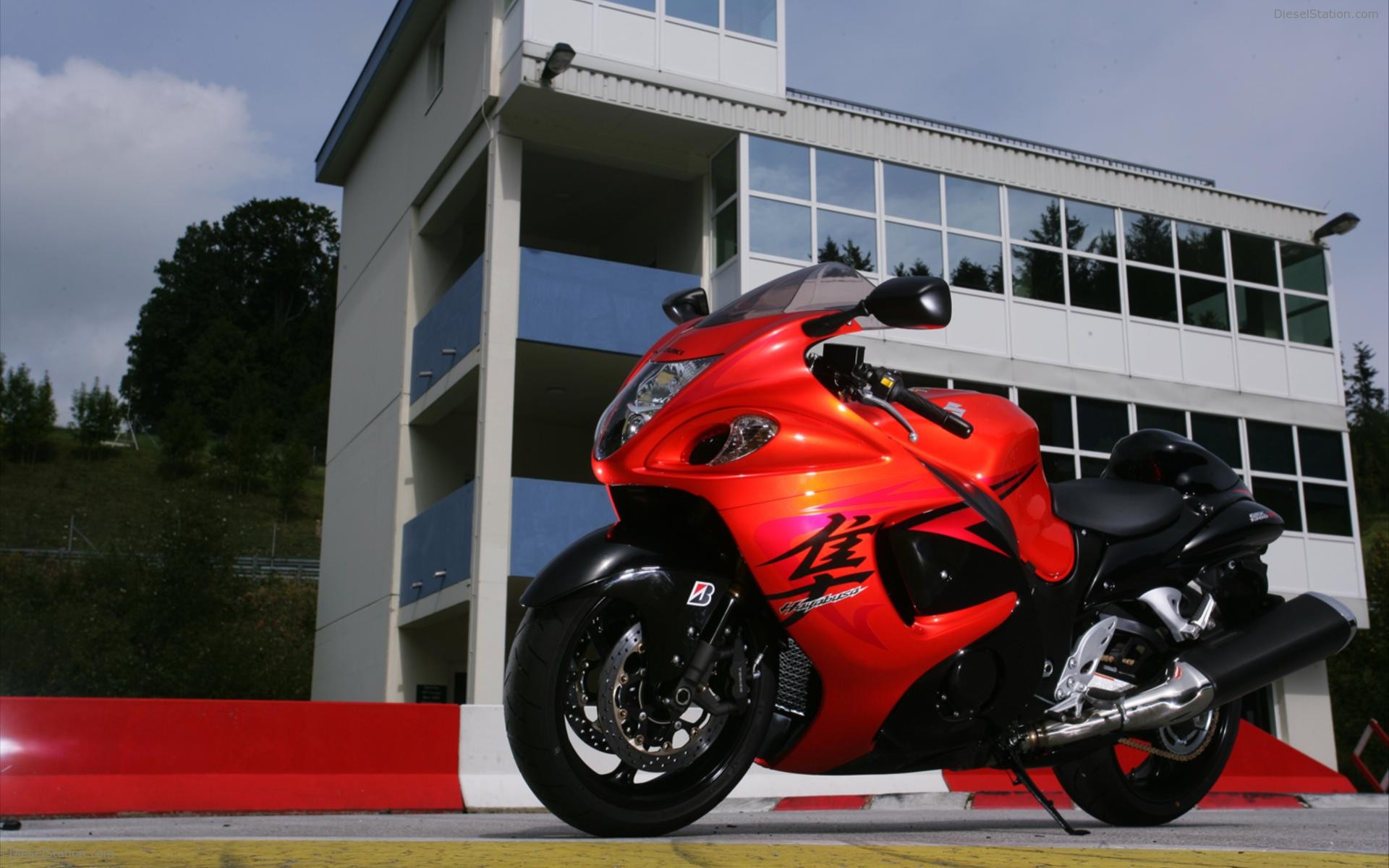 Suzuki GSX 1300R K9 Hayab USA