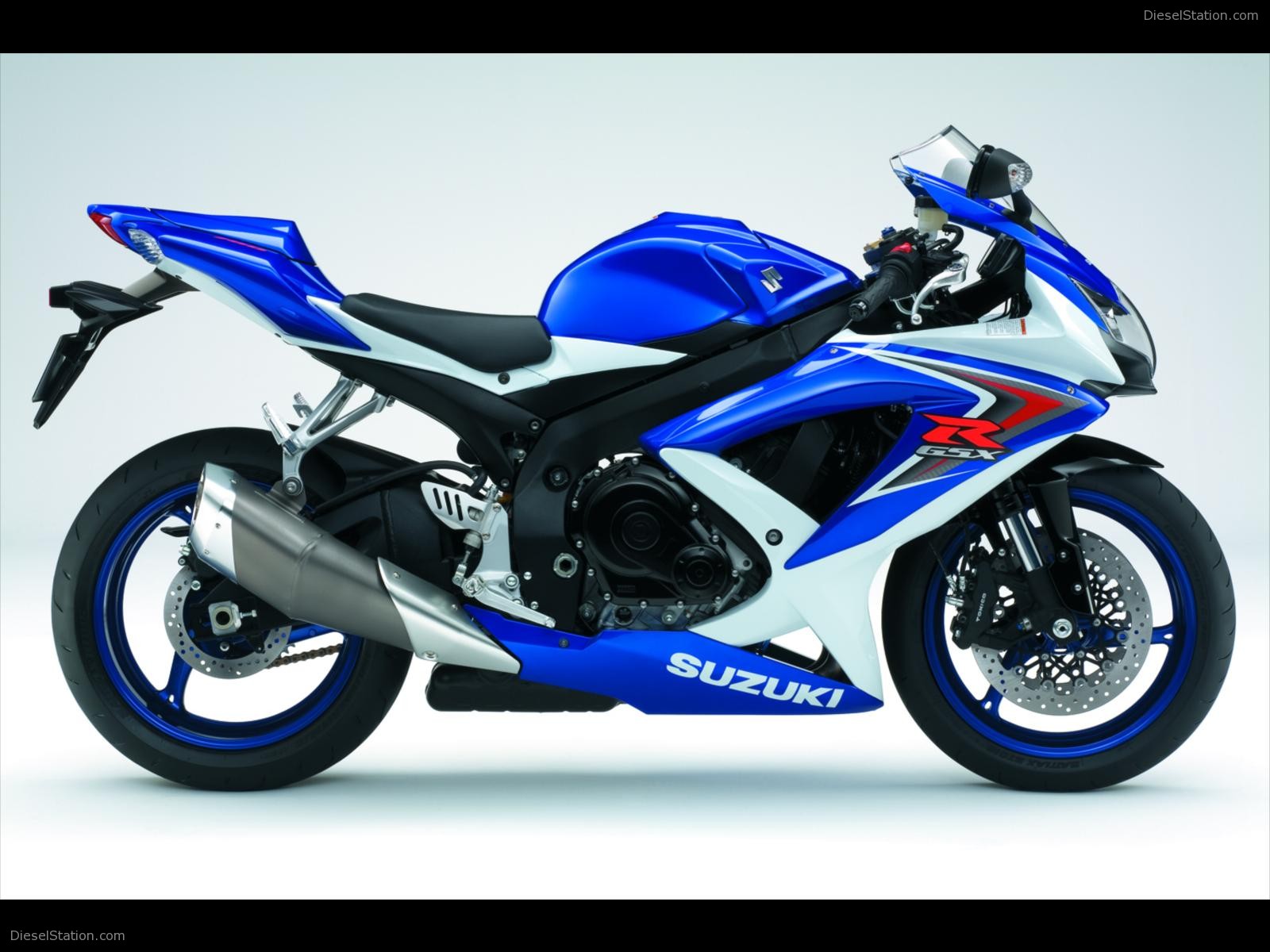 Suzuki GSX R750 K9