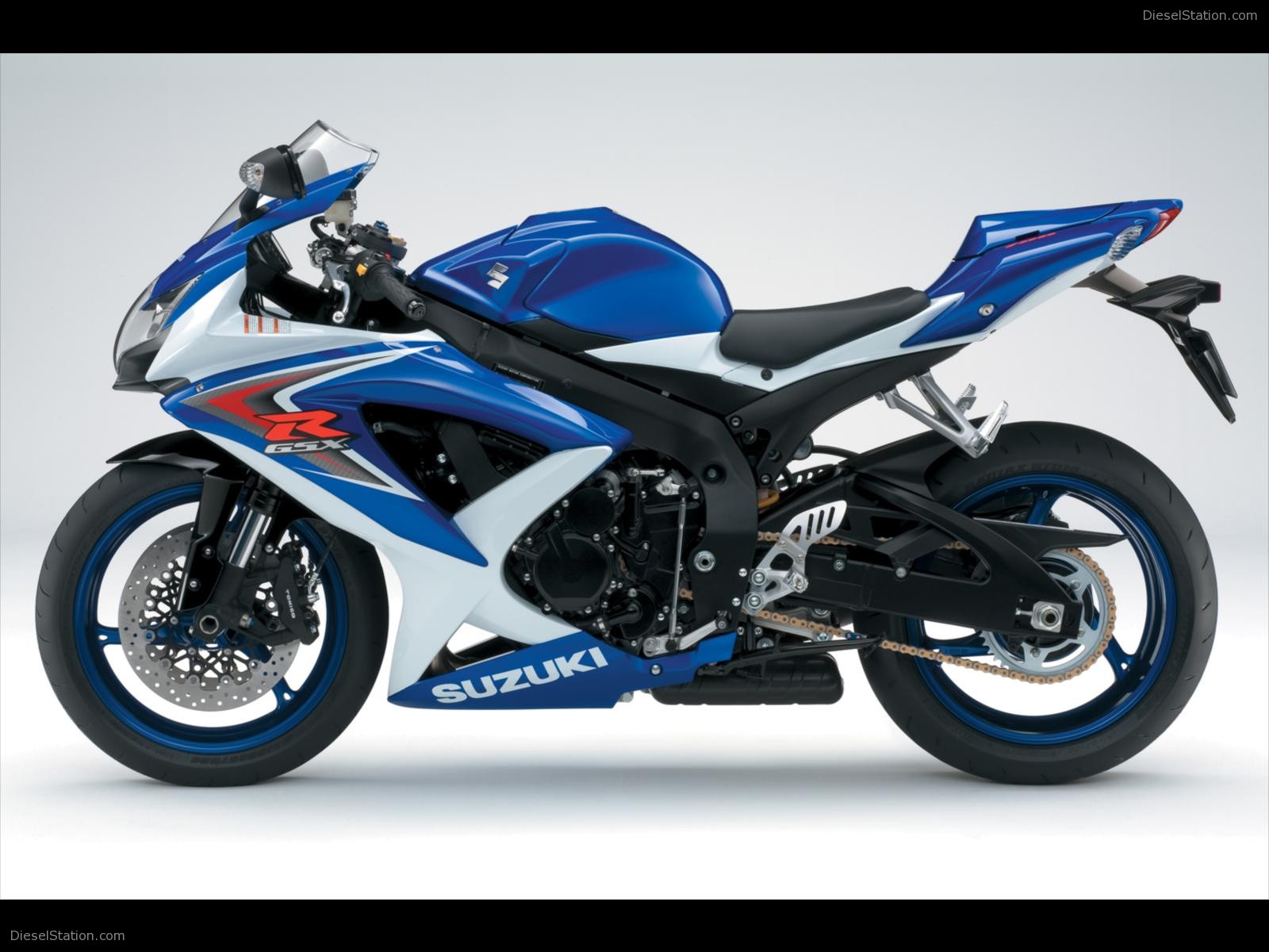 Suzuki GSX R750 K9