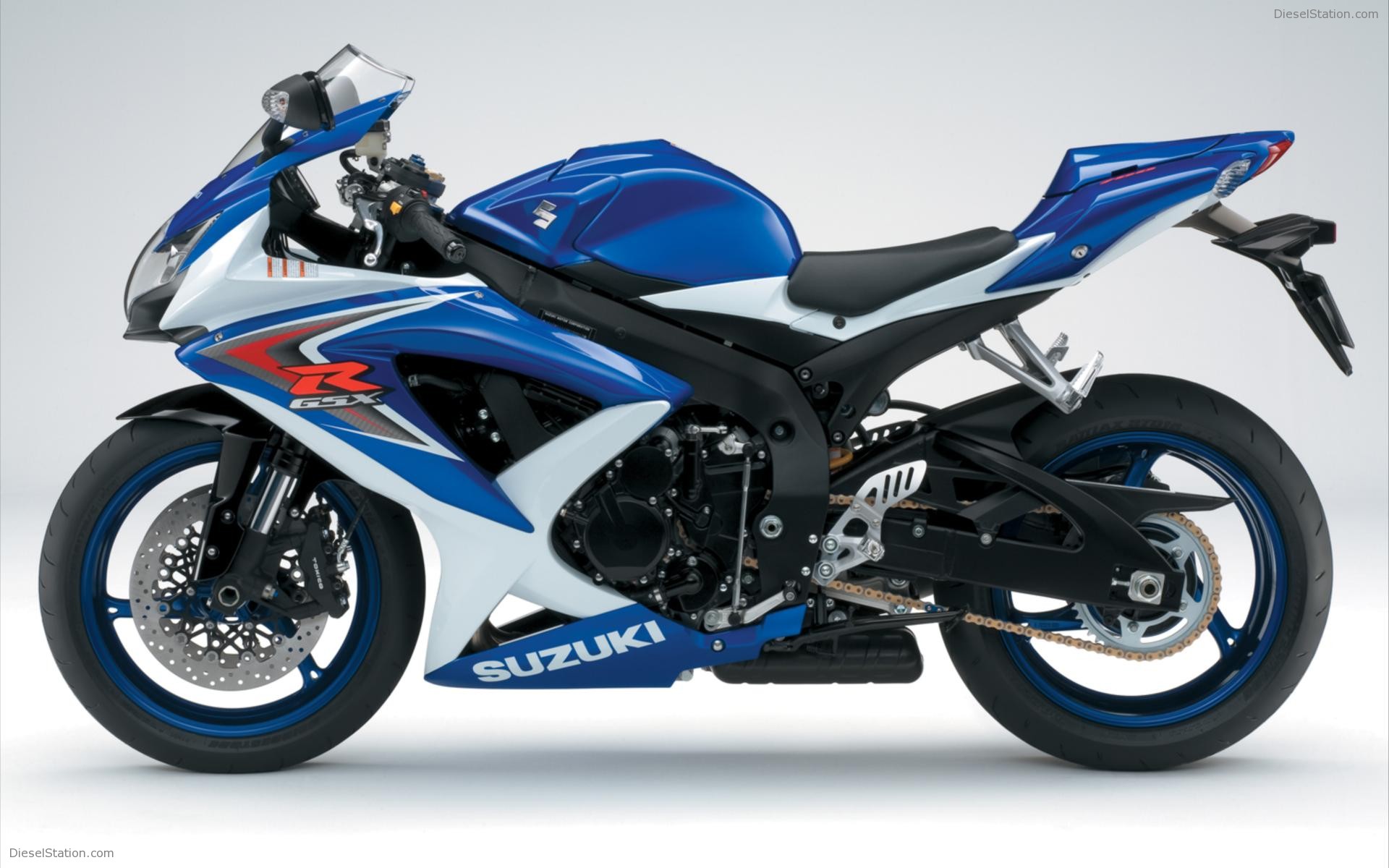 Suzuki GSX R750 K9
