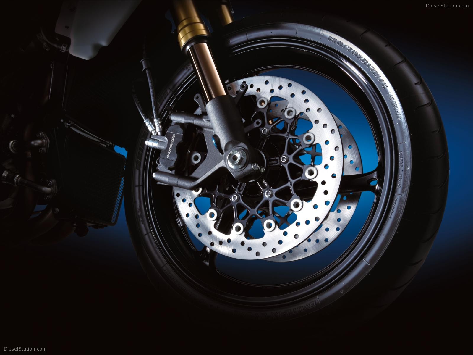 Suzuki GSX R1000 Bike Pics