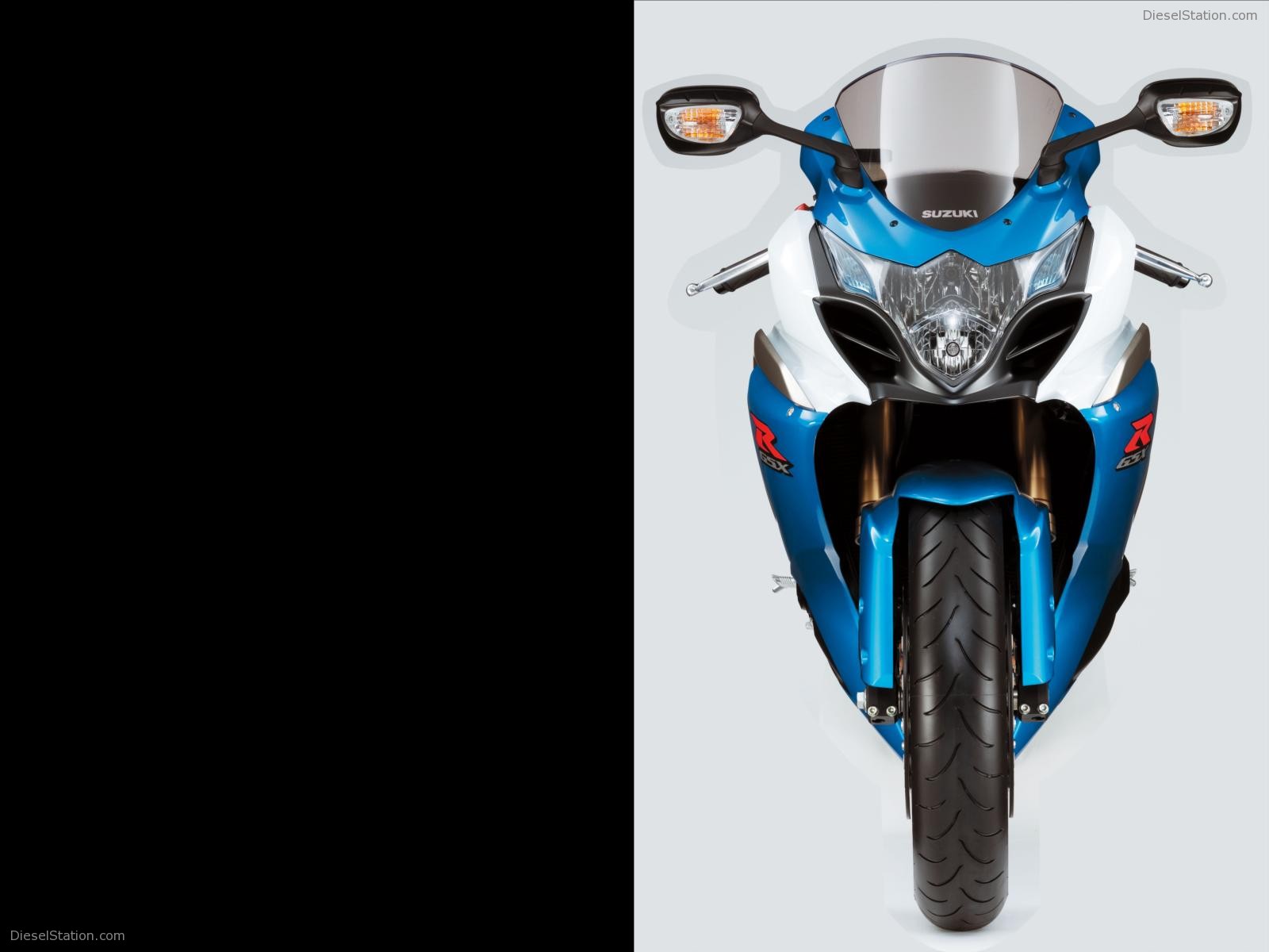 Suzuki GSX R1000 Bike Pics