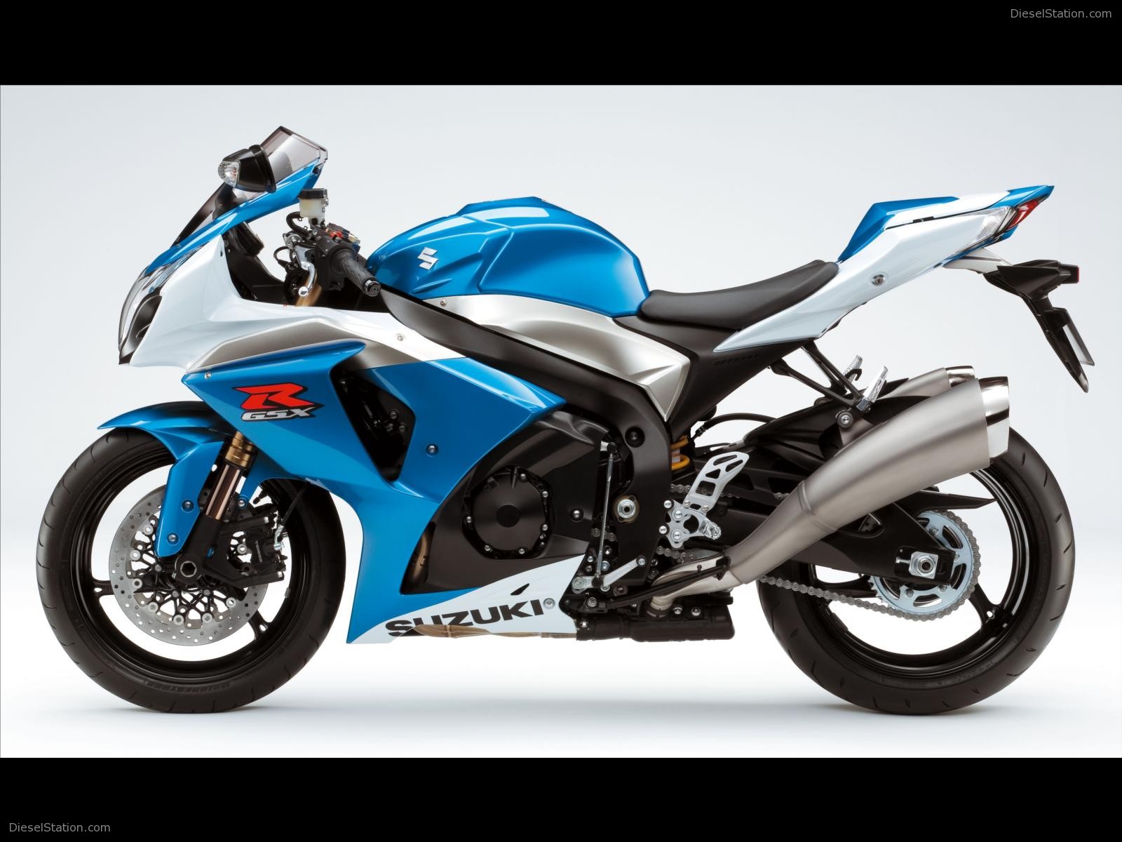 Suzuki GSX R1000 Bike Pics