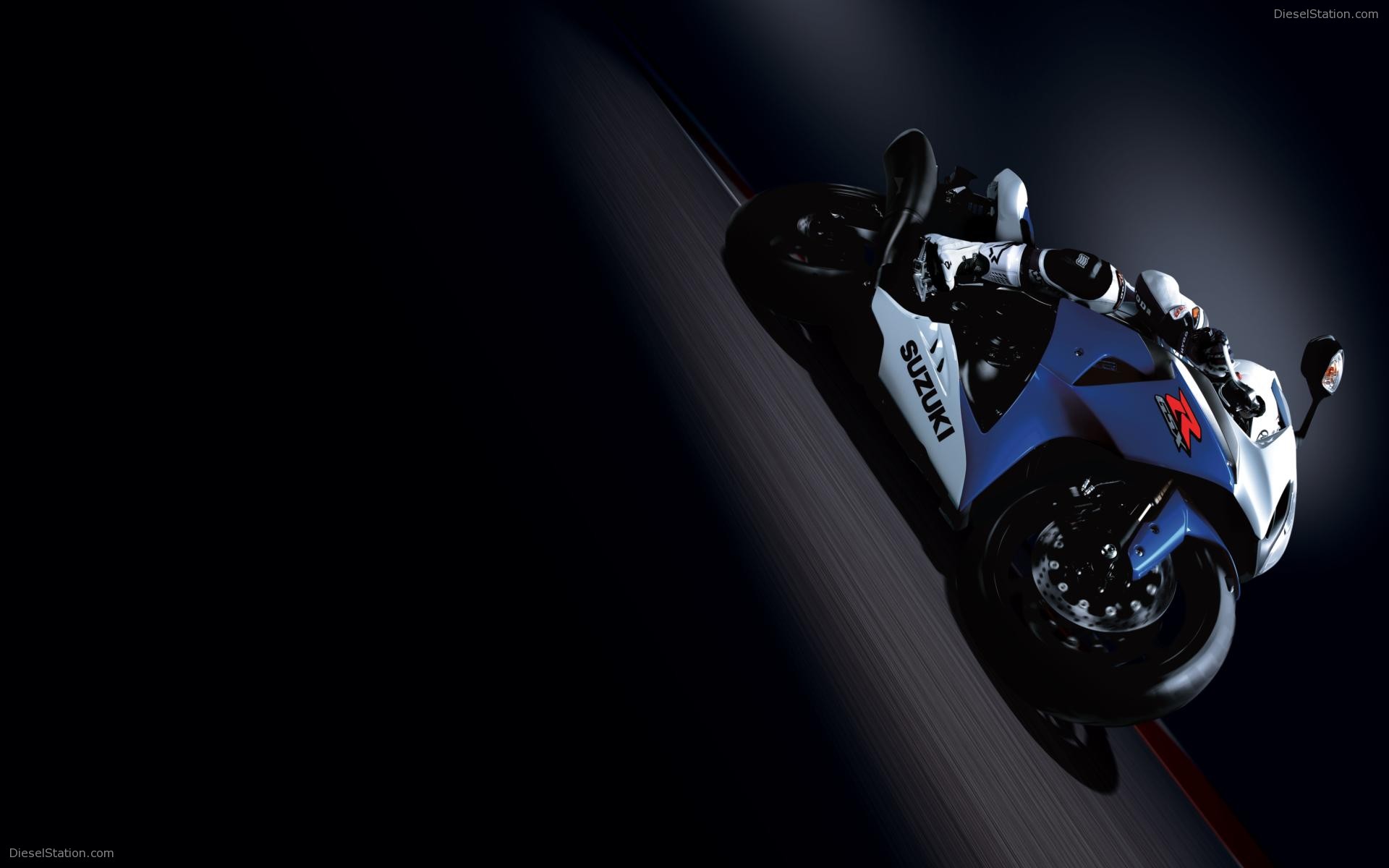 Suzuki GSX R1000 Bike Pics
