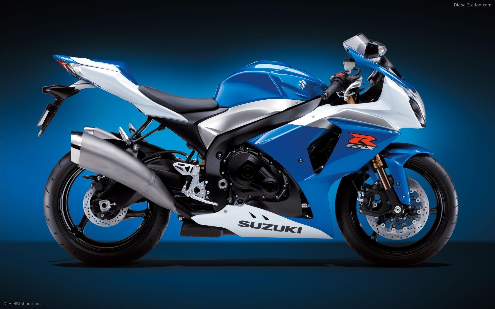 Suzuki GSX R1000 Bike Pics