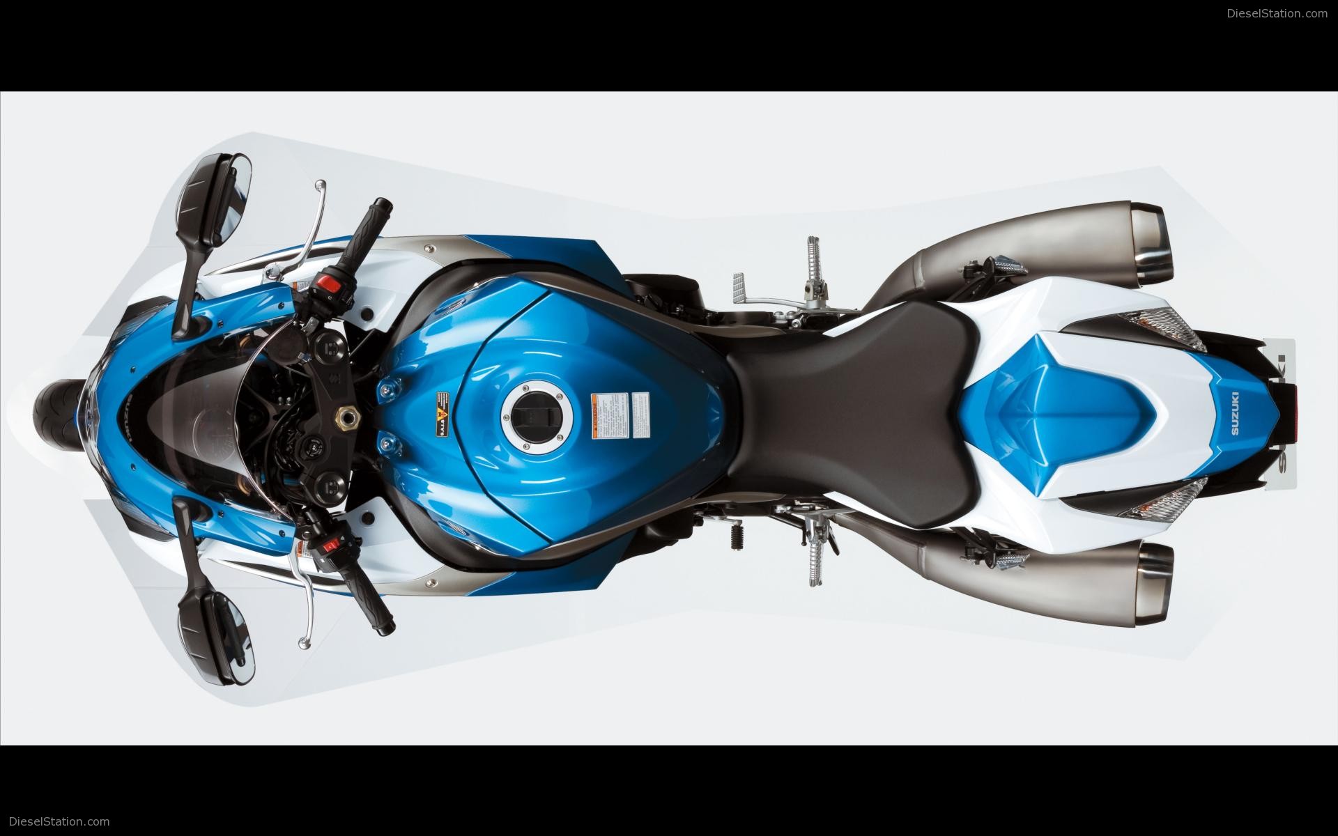 Suzuki GSX R1000 Bike Pics