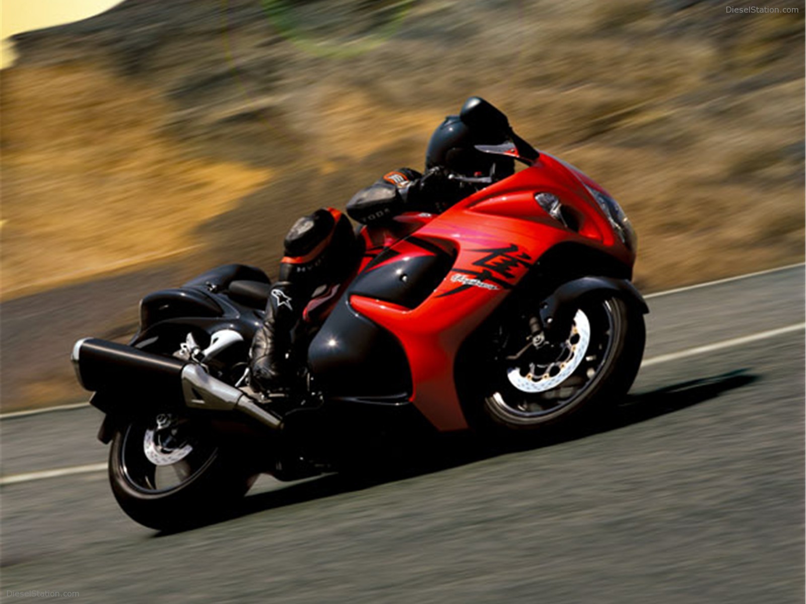 Suzuki Hayabusa GSX1300R