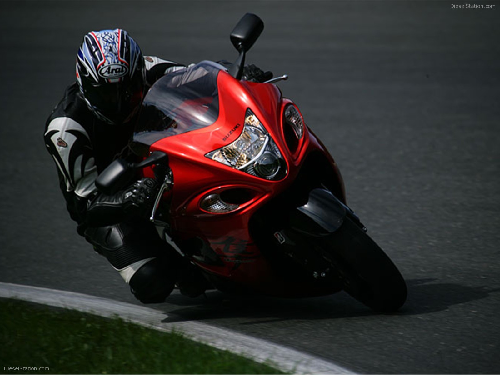 Suzuki Hayabusa GSX1300R