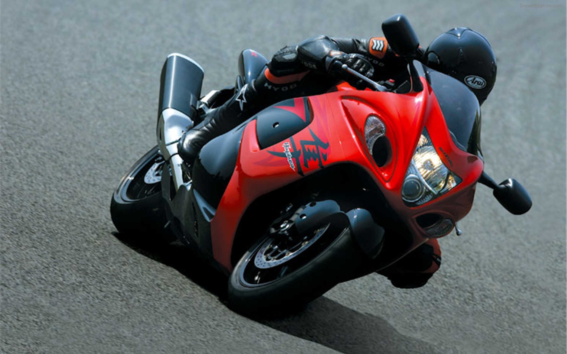 Suzuki Hayabusa GSX1300R