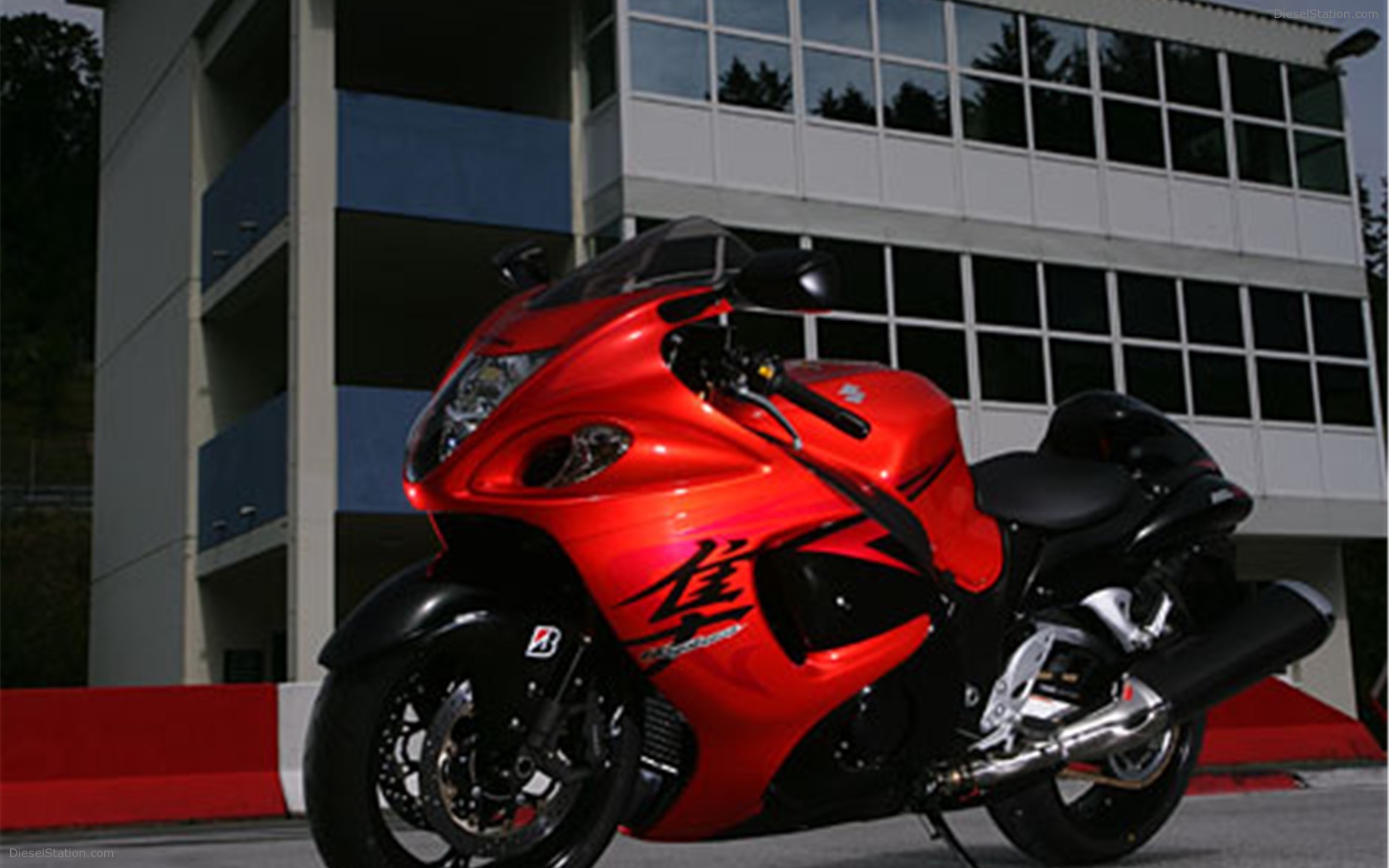 Suzuki Hayabusa GSX1300R