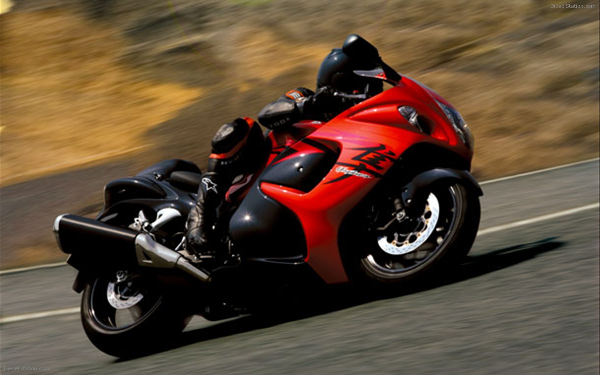 Suzuki Hayabusa Turns 10