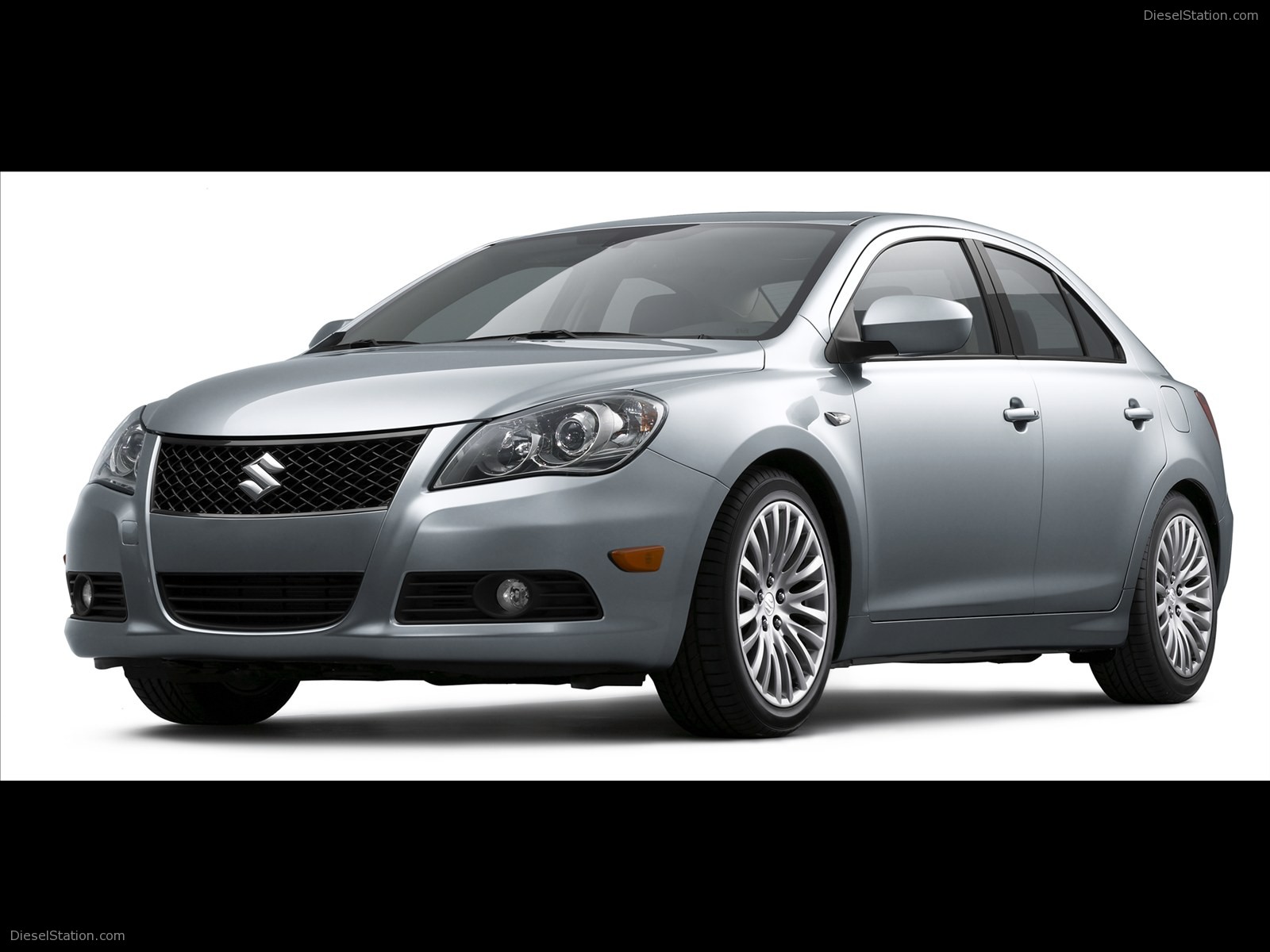 Suzuki Kizashi 2012