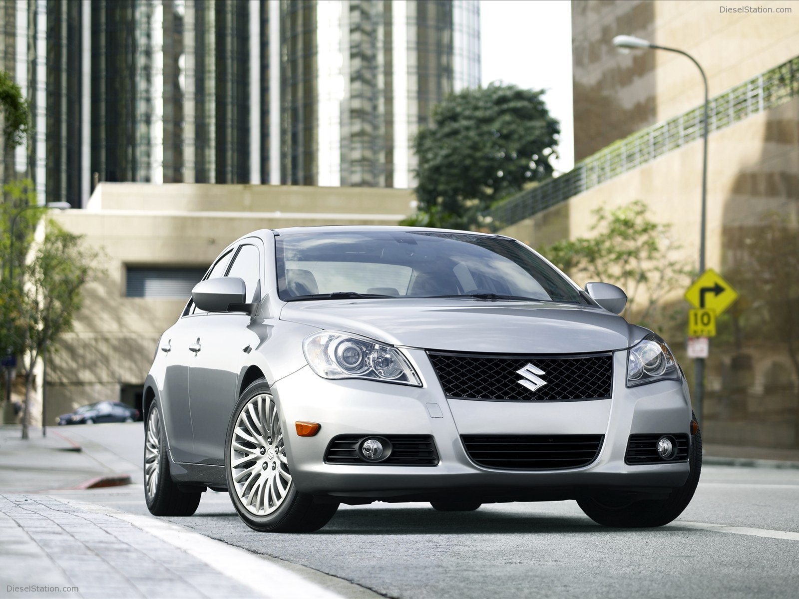 Suzuki Kizashi 2012