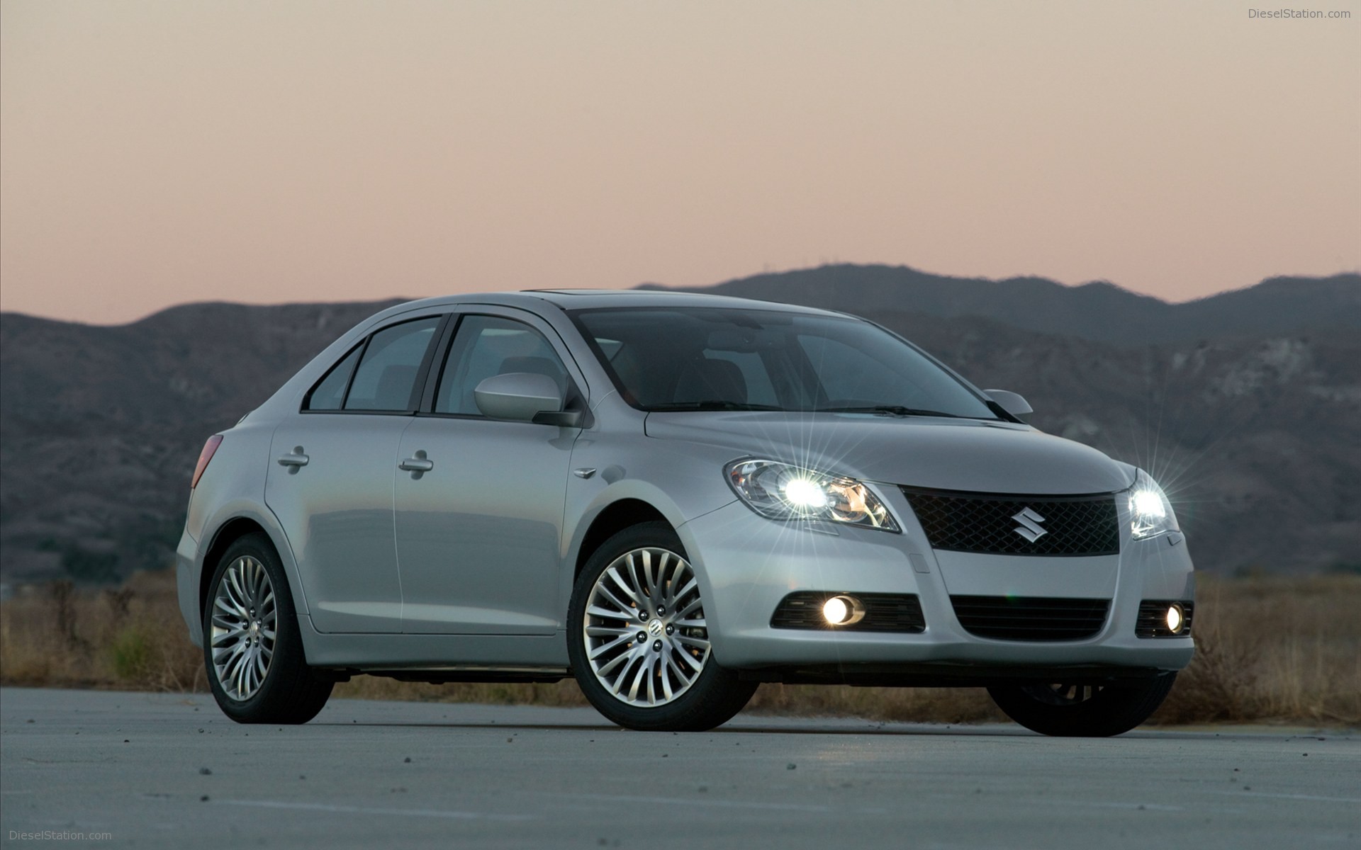 Suzuki Kizashi 2012