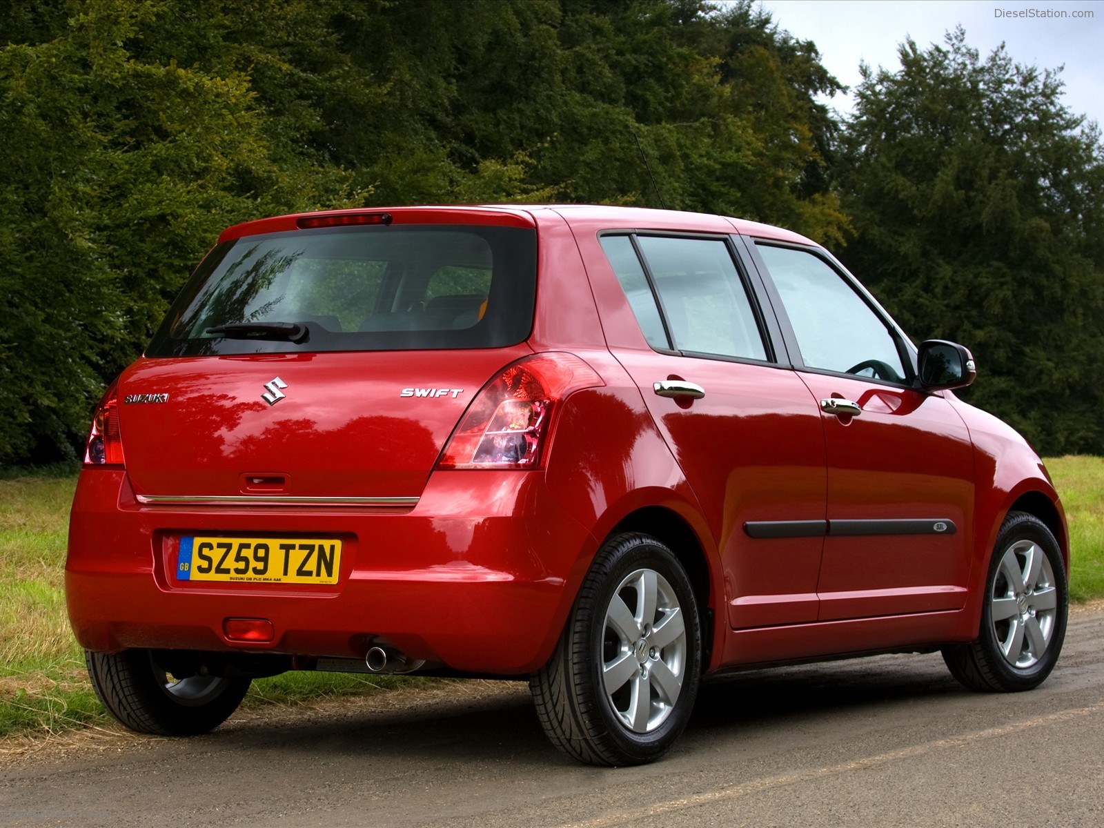 New Suzuki Swift SZ-L