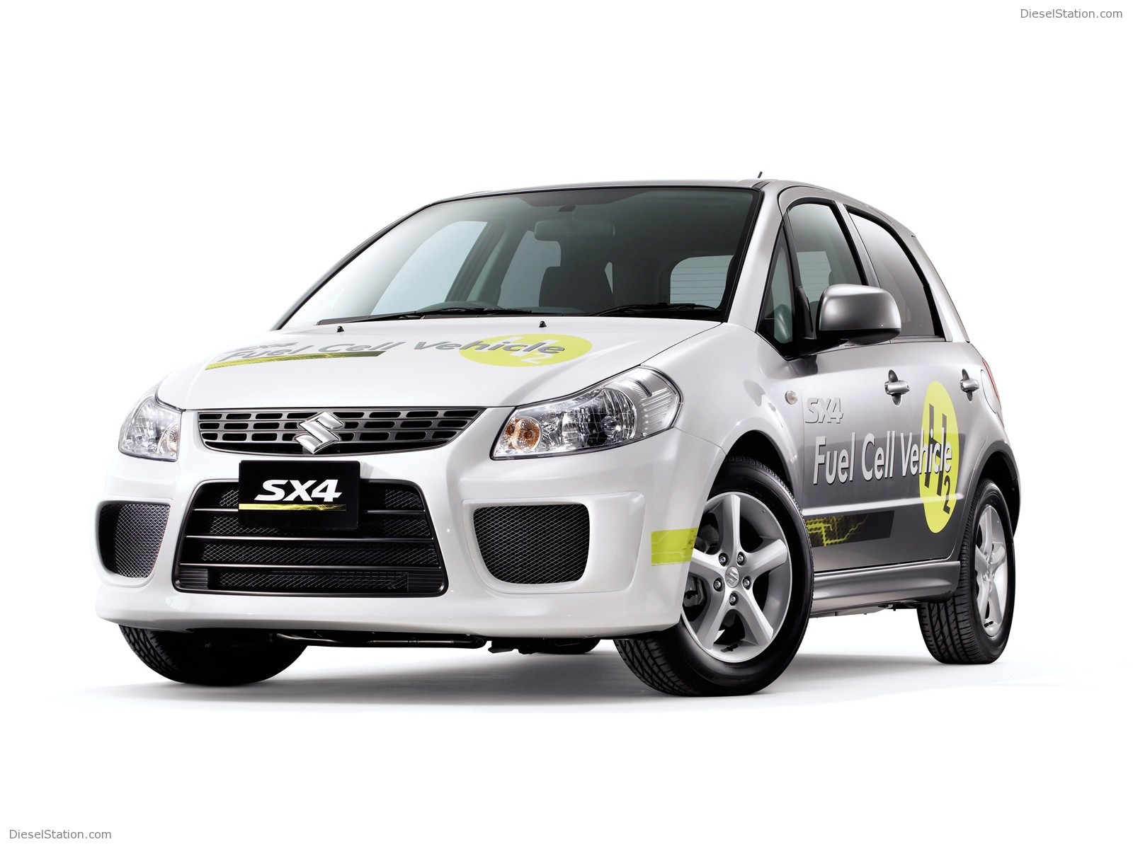 Suzuki Plug-In-Hybrid Concepts