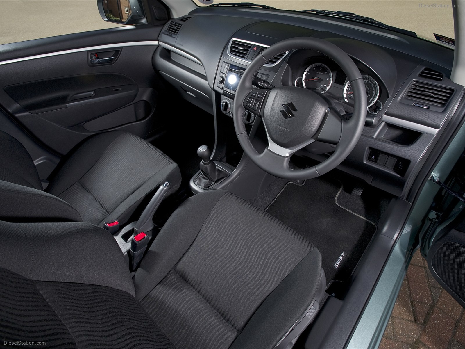 Suzuki Swift DDiS 2011