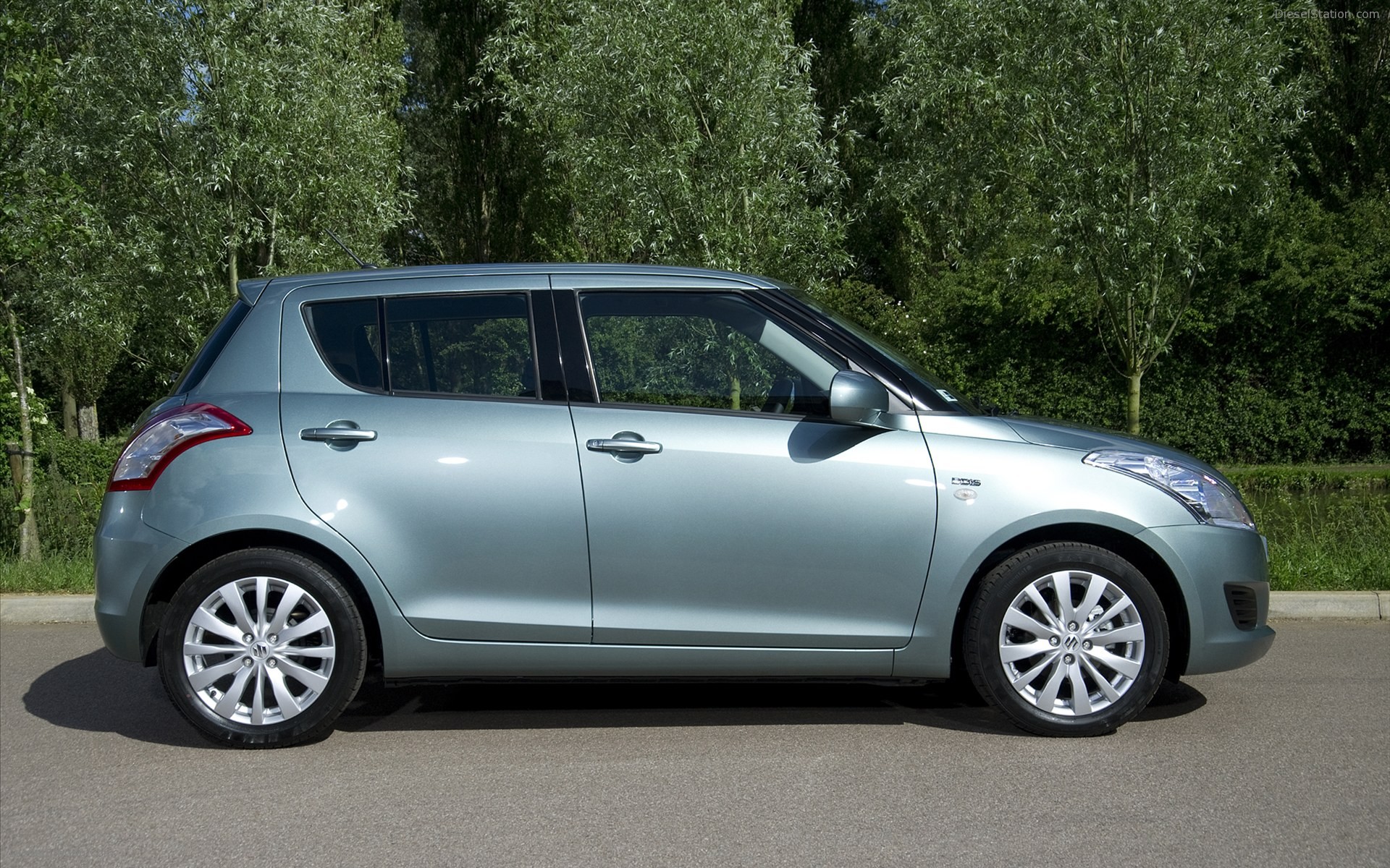 Suzuki Swift DDiS 2011