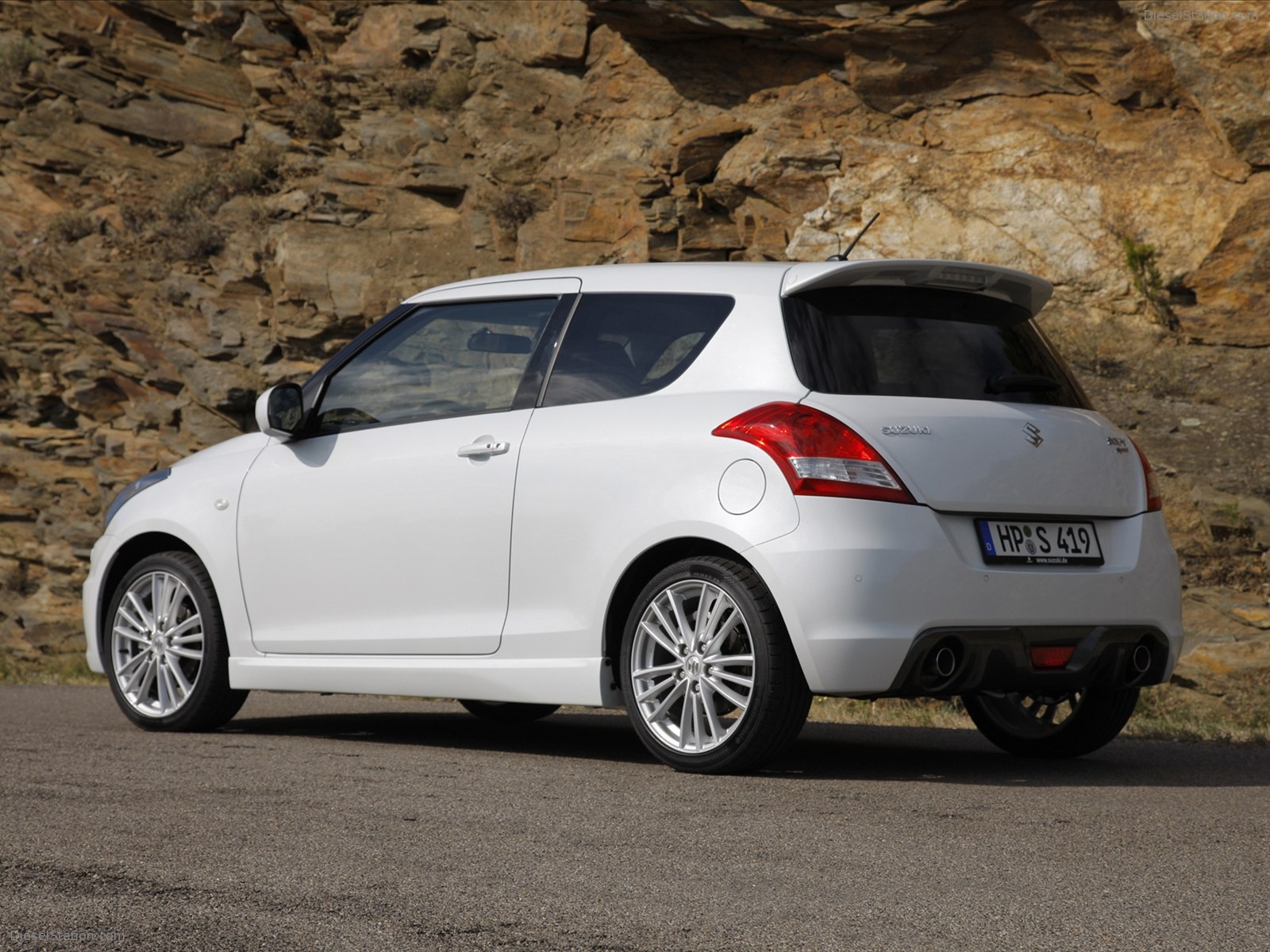 Suzuki Swift Sport 2012