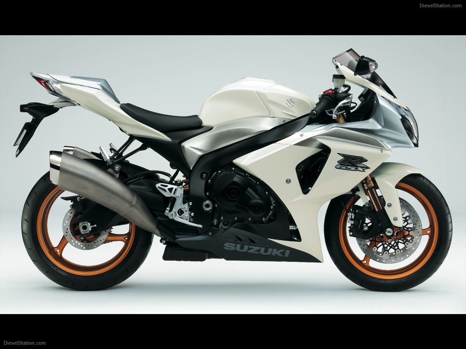 SUZUKI WHITE-HOT LIMITED RUN RANGE