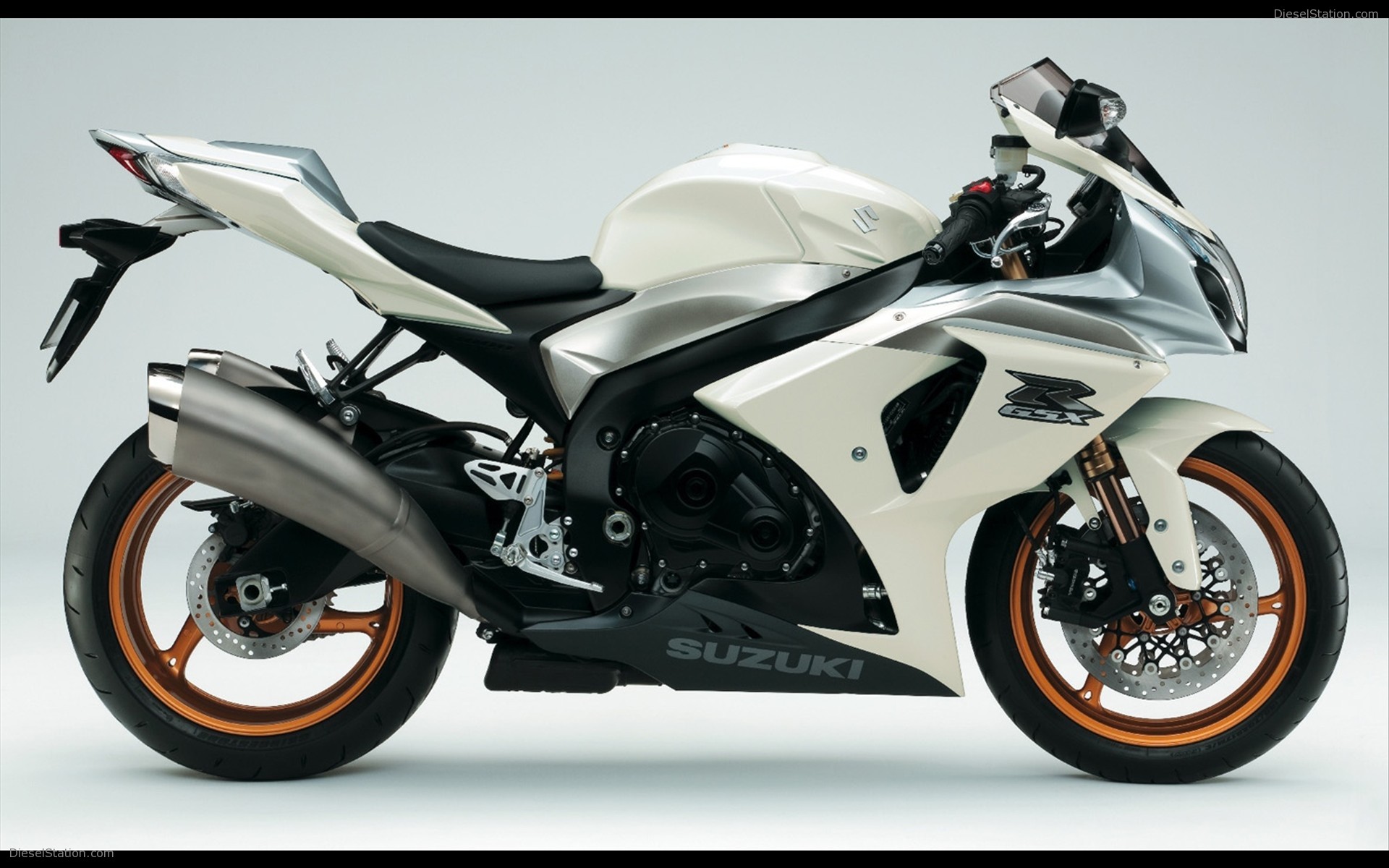 SUZUKI WHITE-HOT LIMITED RUN RANGE