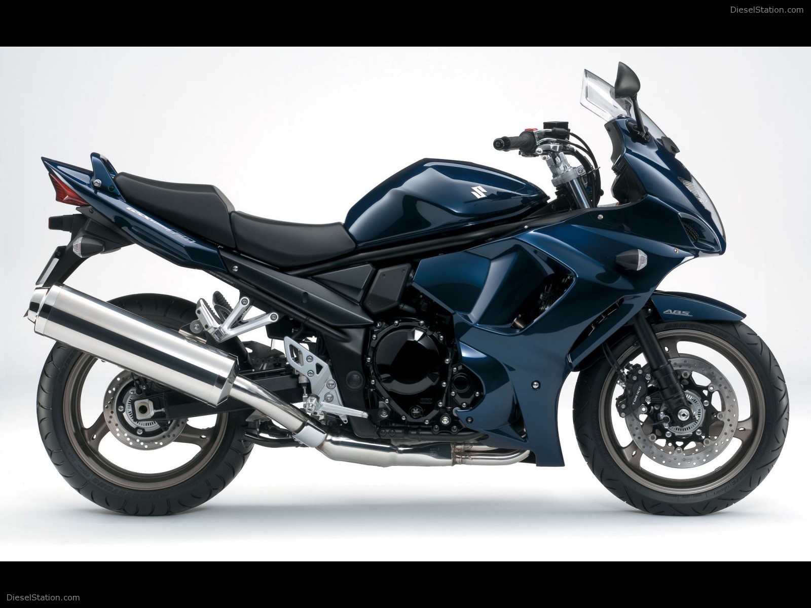 Suzuki's All New GSX1250FA