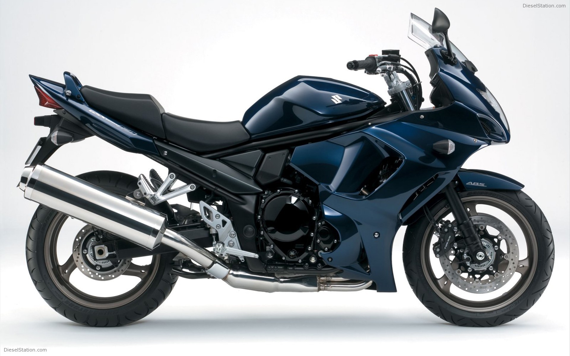 Suzuki's All New GSX1250FA