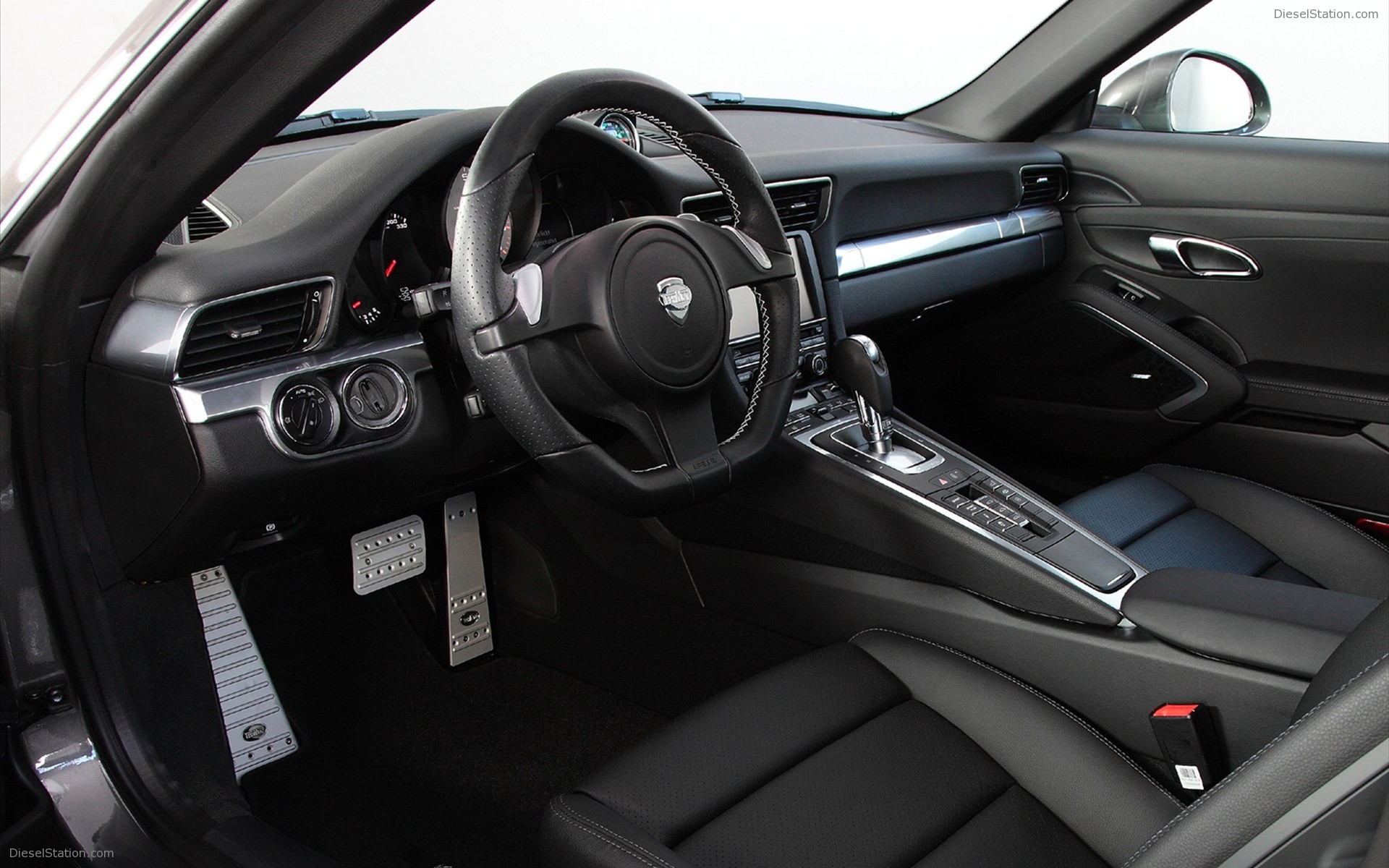 TechArt Porsche 911 Carrera 2011