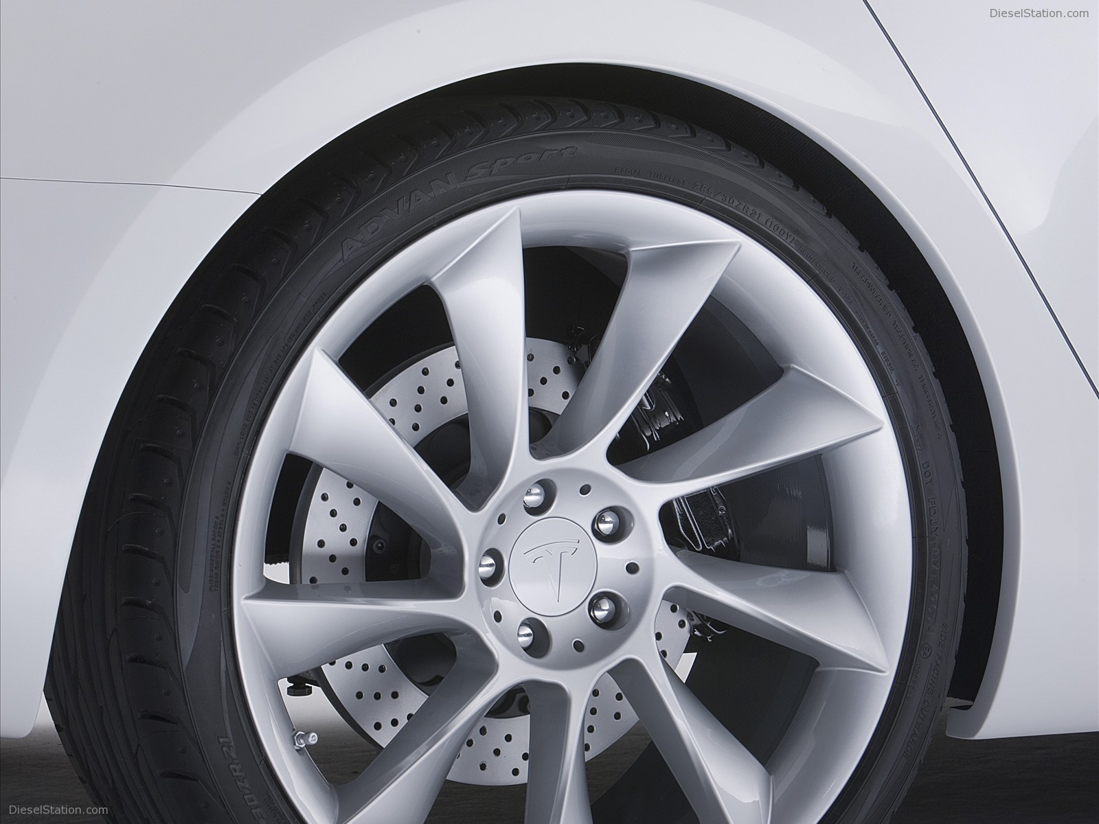 2010 Tesla Model S Concept