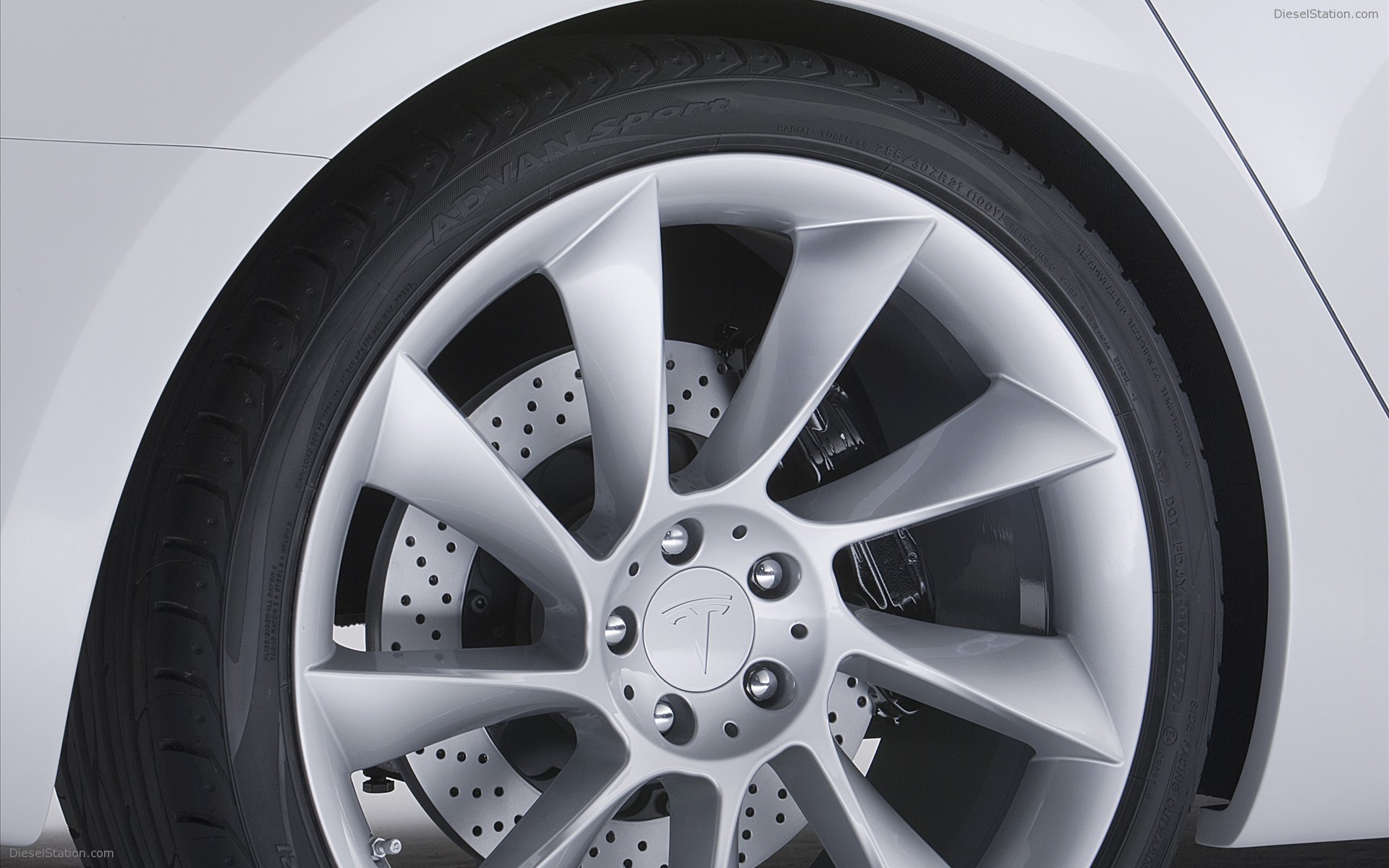 2010 Tesla Model S Concept