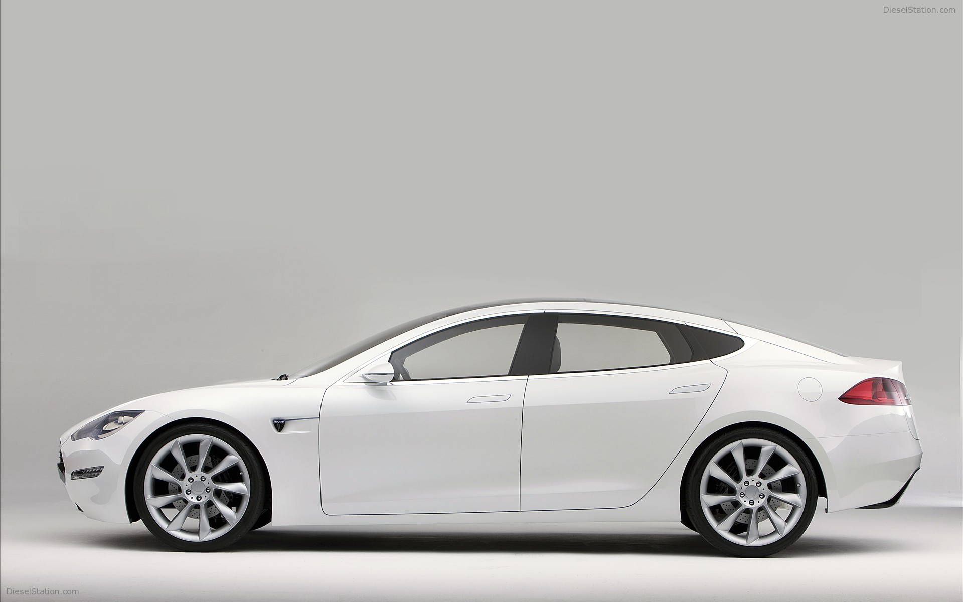 2010 Tesla Model S Concept